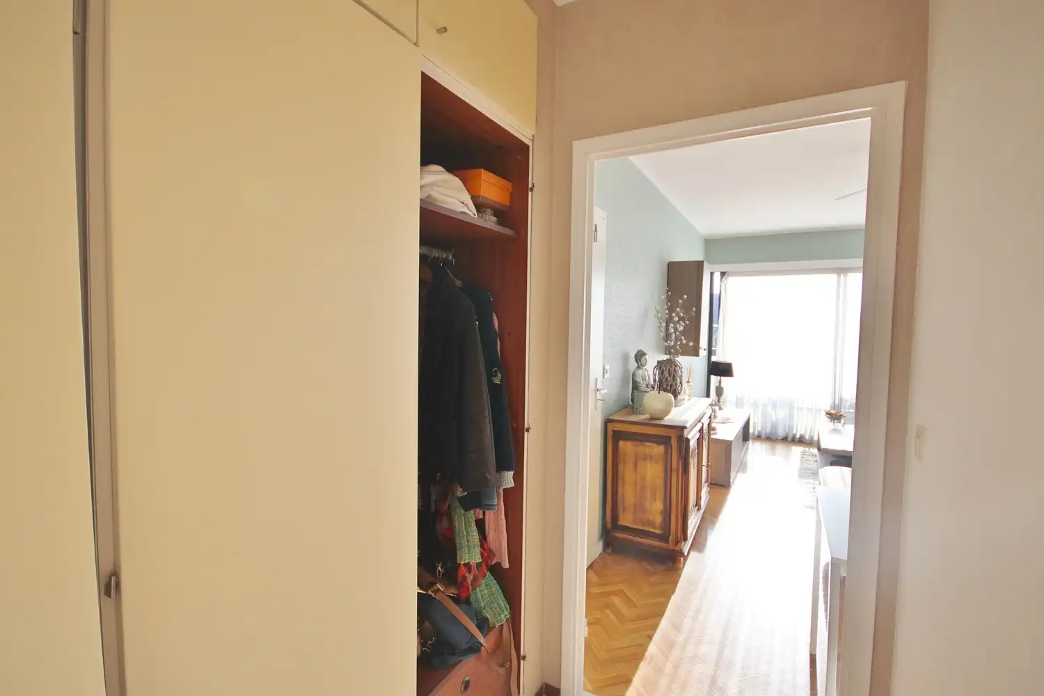 Rustig gelegen appartement in centrum Sint-Truiden foto 4