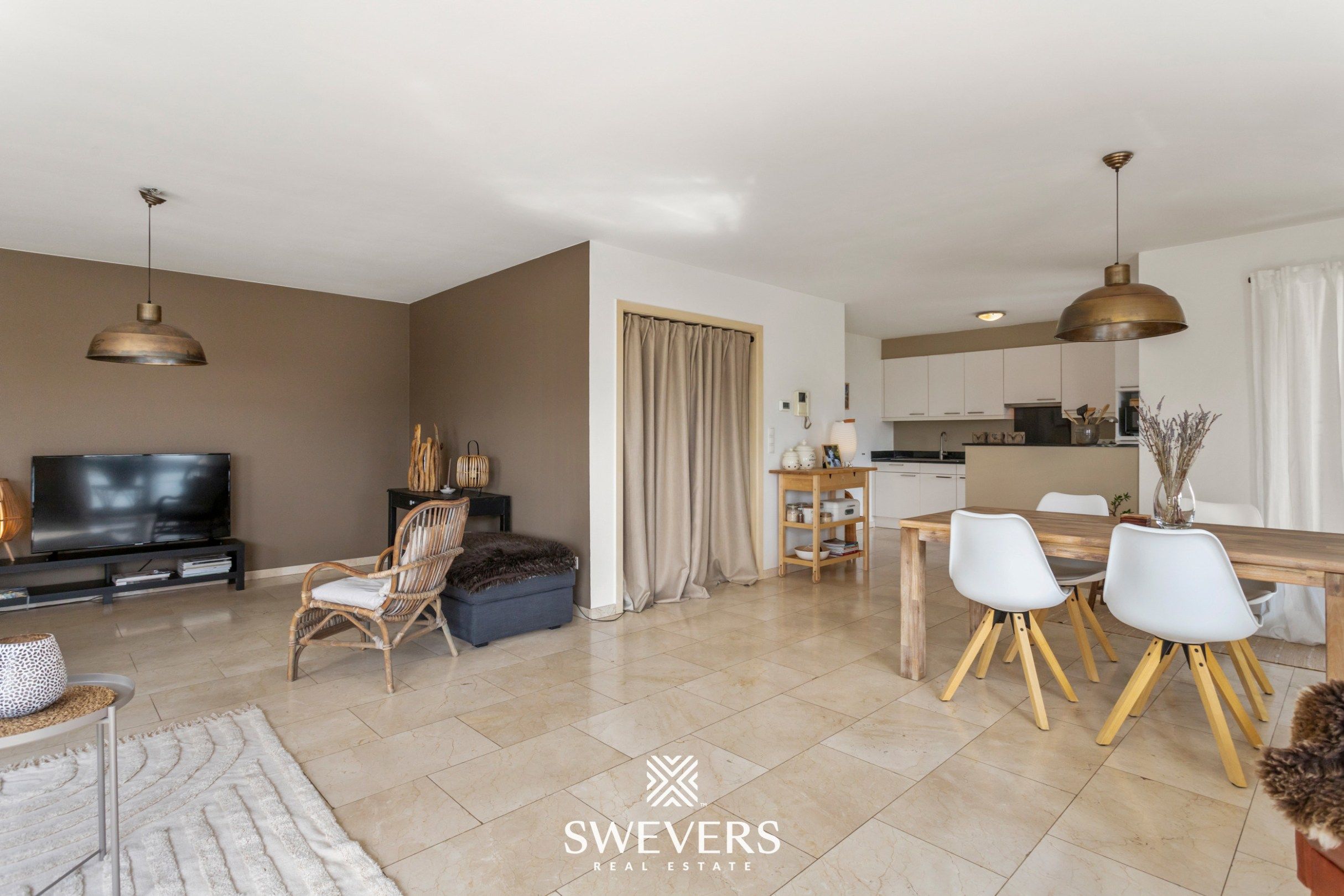 Instapklaar appartement van 136 m² met twee slaapkamers vlakbij het centrum van Bilzen   foto 3
