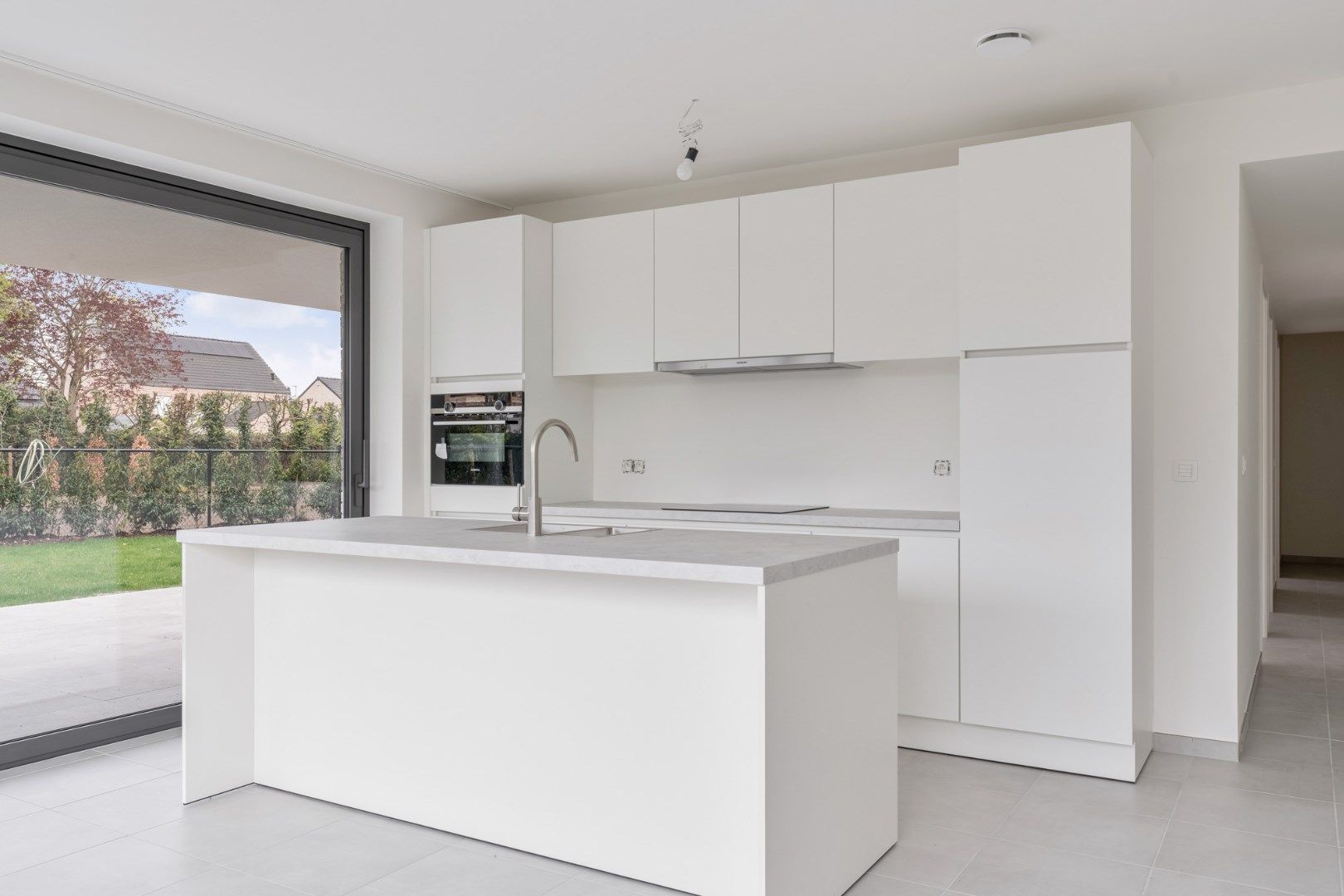 Stijlvol nieuwbouw gelijkvloers appartement in centrum Zonhoven met 3 slaapkamers + groot terras  - Rolstoeltoegankelijk foto 9