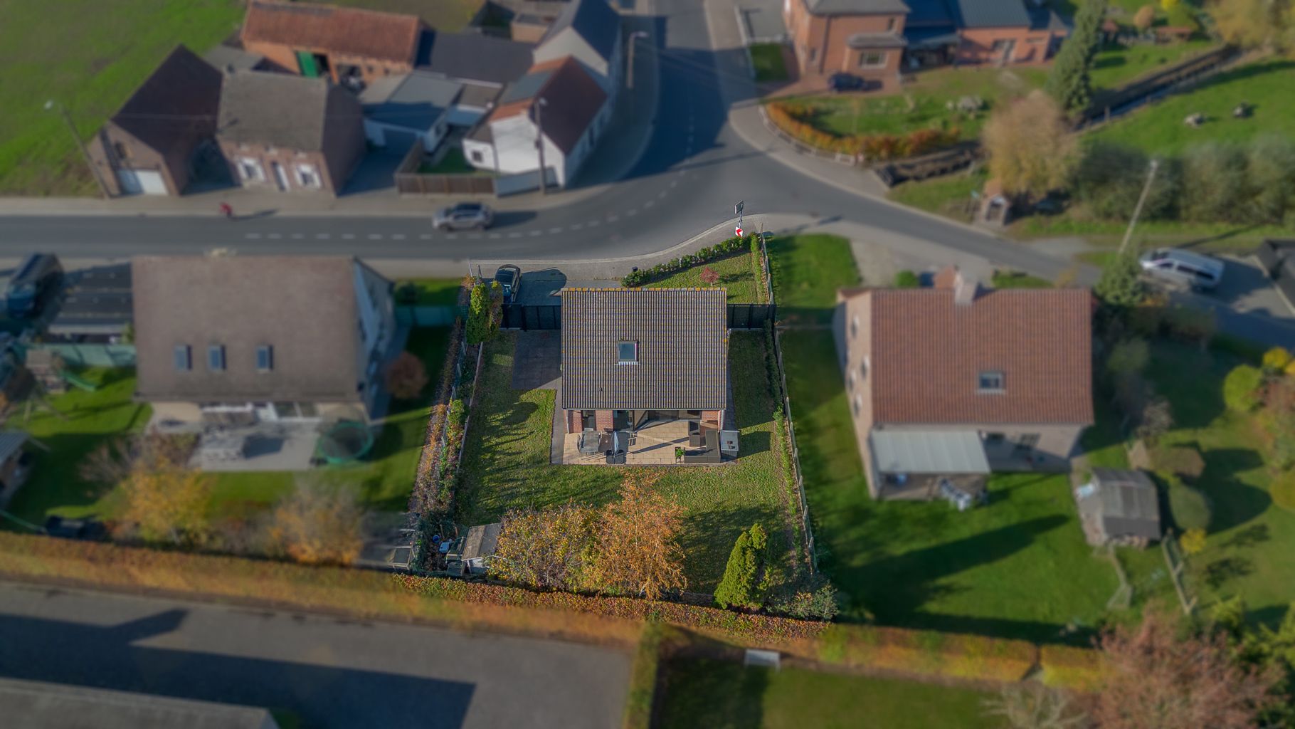 Charmante villa met 3 slpk, garage en zuidwest gelegen tuin foto 23