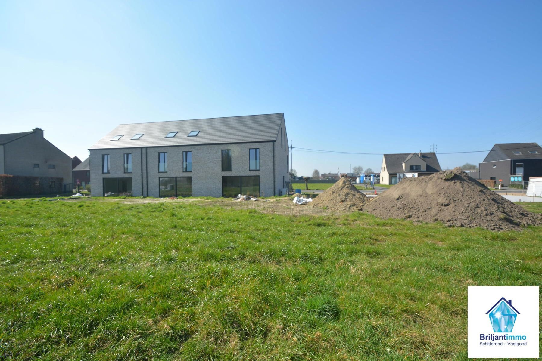 7 BEN Woningen -10.000 EURO korting voor snelle beslissers!  foto {{pictureIndex}}