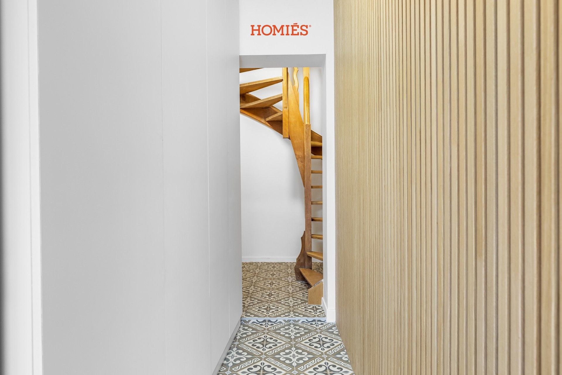 Opbrengsteigendom met 3 appartementen op AAA-locatie! foto 2