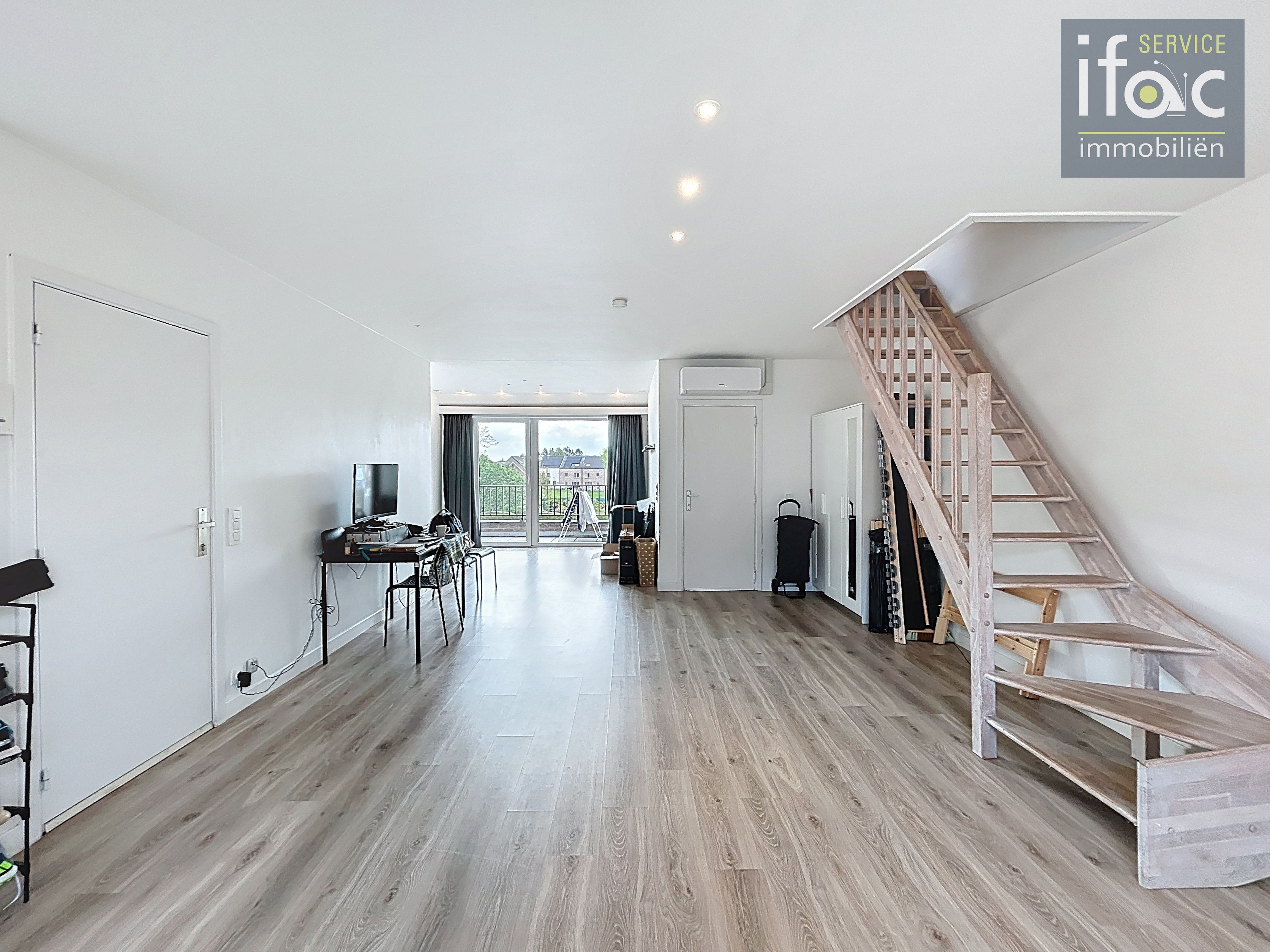 Appartement te huur foto {{pictureIndex}}
