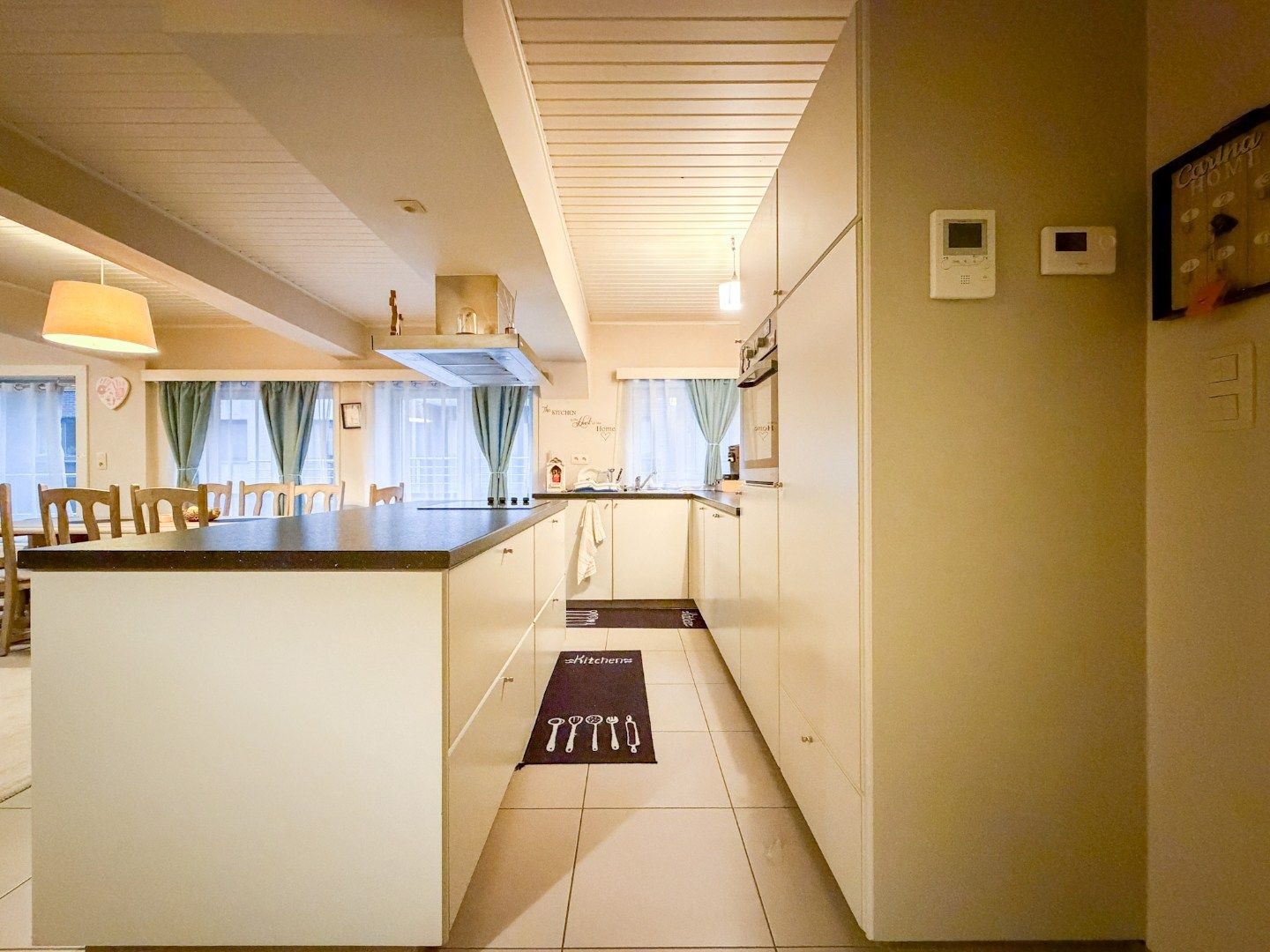 Ruim en lichtrijk 2-slpk appartement, Lichtervelde foto 3