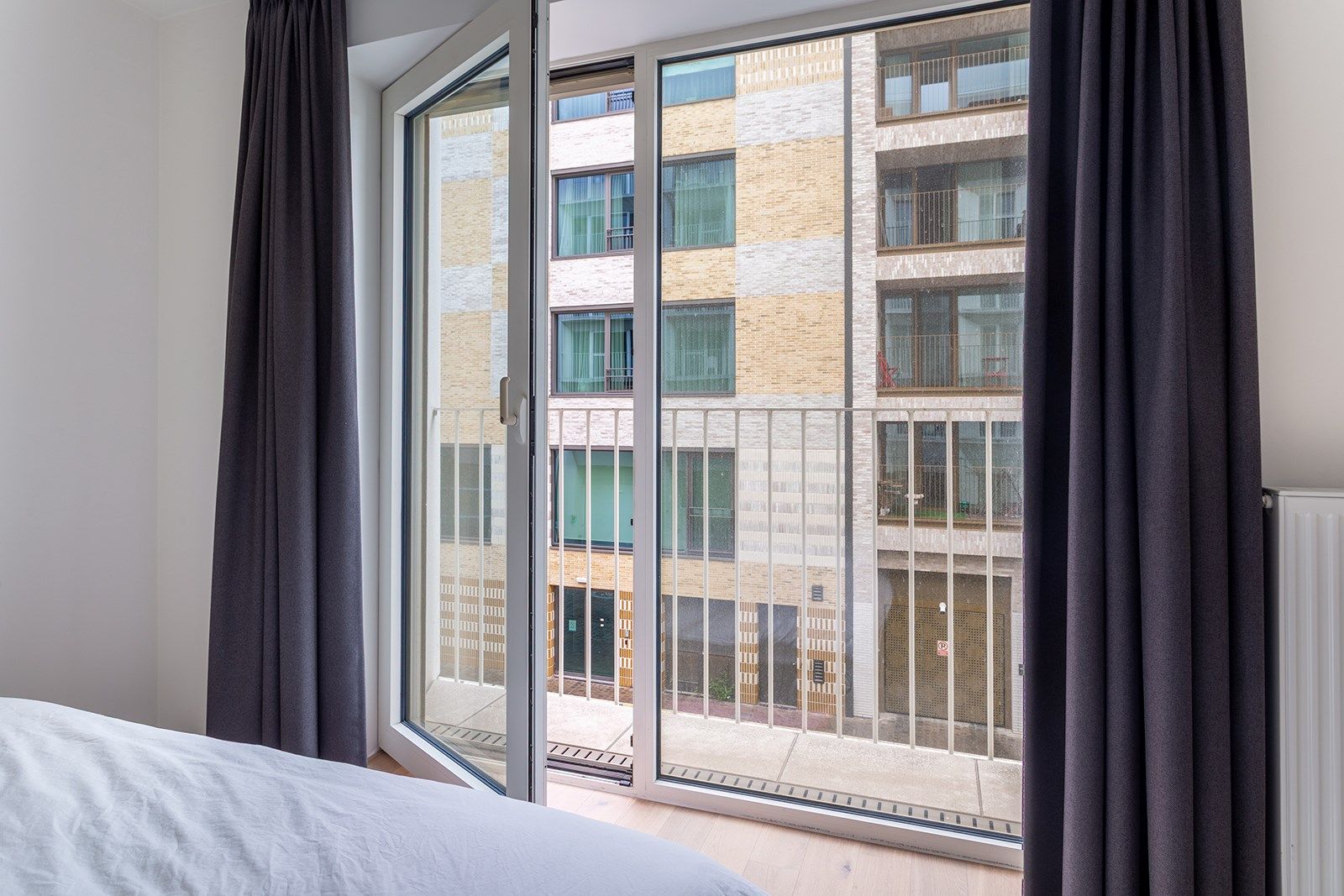 Stijlvol wonen in hartje Cadix met parkzicht foto 18