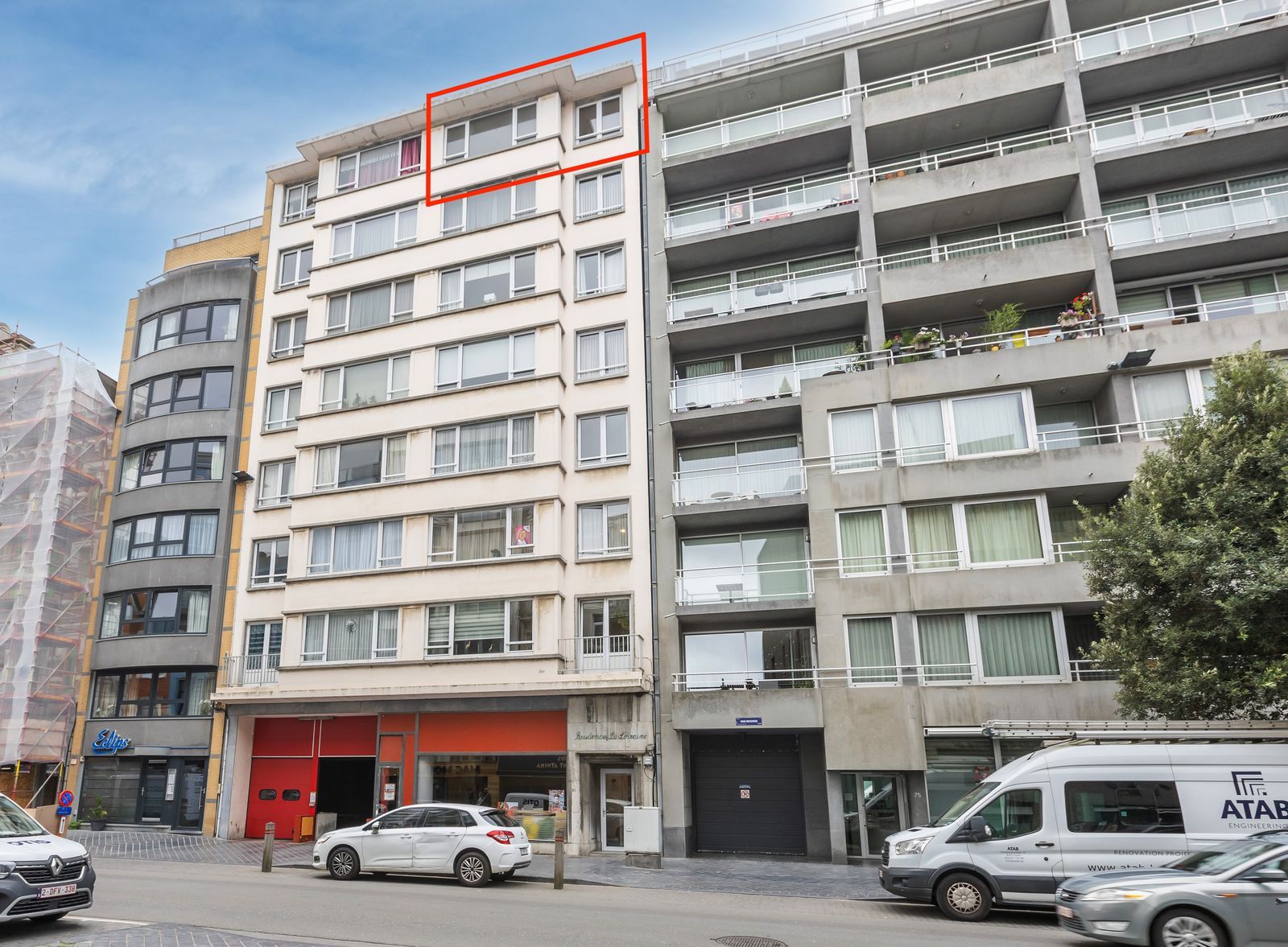 Op te frissen appartement met 2 slpk in hartje centrum, nabij het strand foto 2