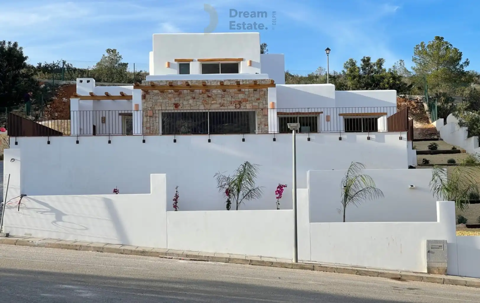 Luxe Ibiza-Style Villa met Panoramisch Bergzicht foto 4