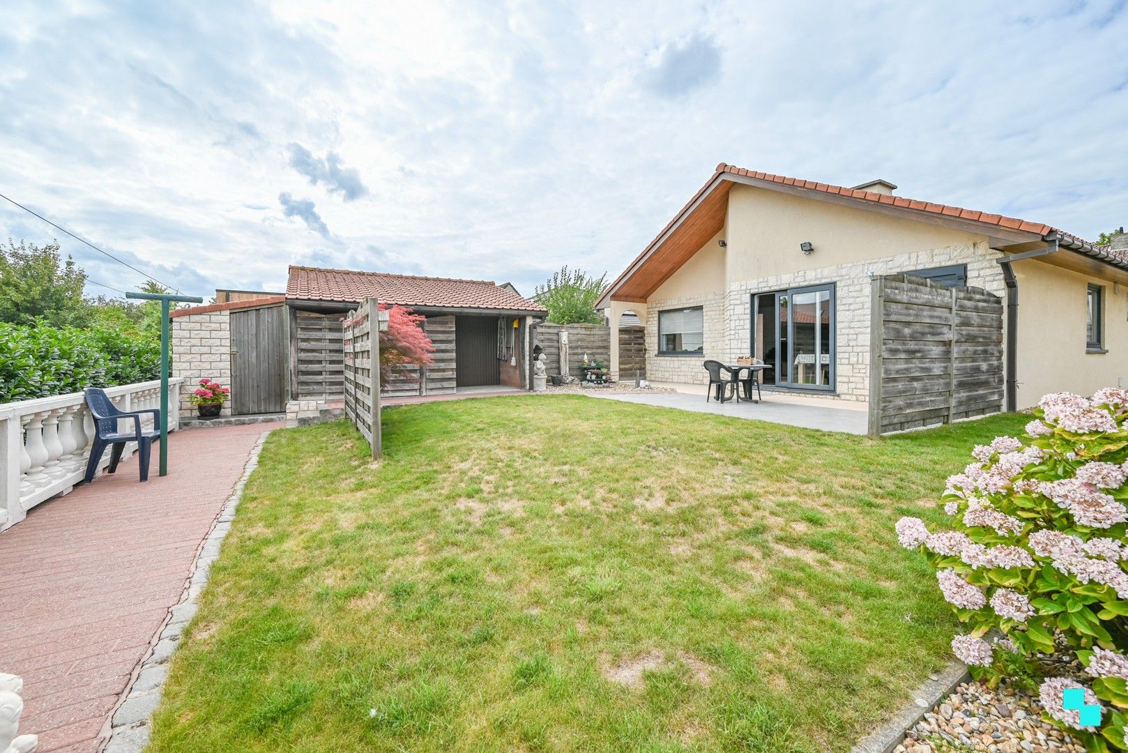 Instapklare bungalow rustig gelegen te Moorslede foto 23