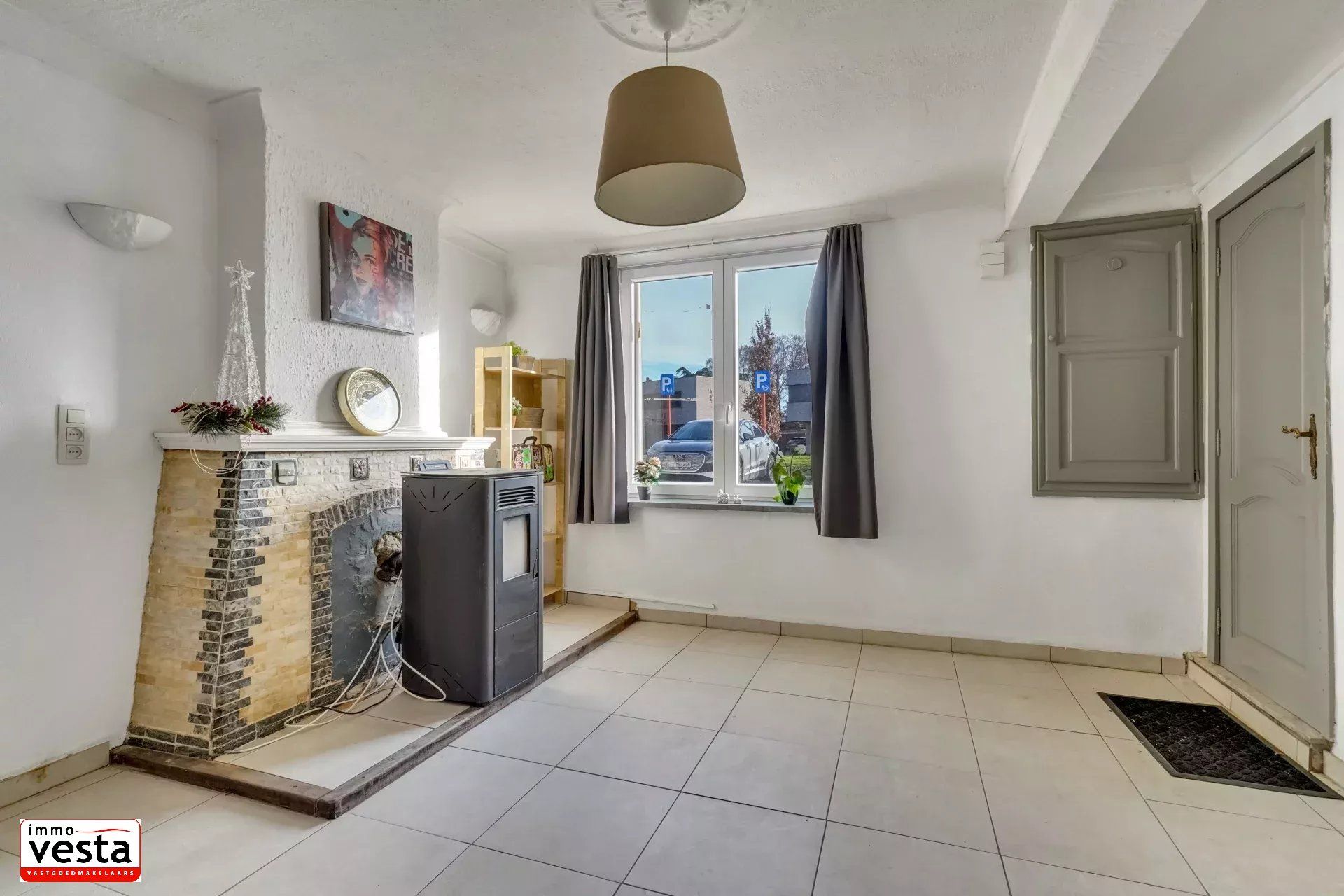 Instapklare woning aan de stadsrand van Sint-Truiden foto 3