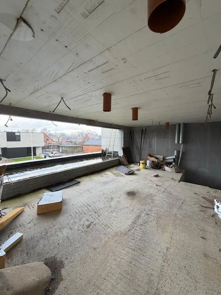 Woning in ruwbouwfase foto 7