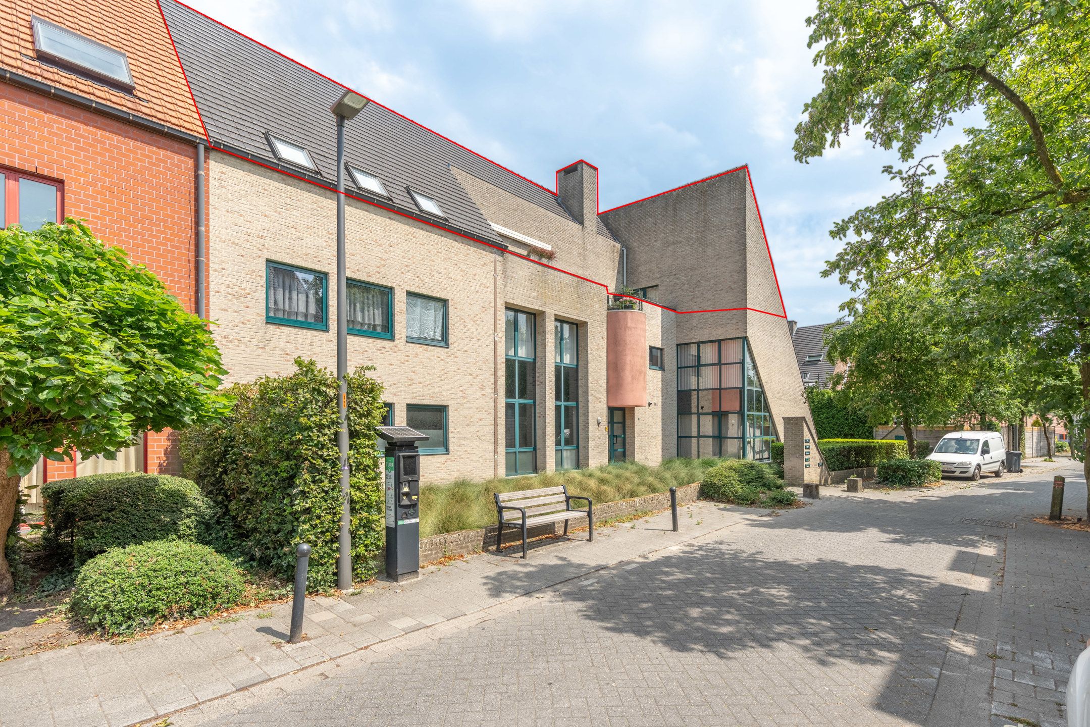 Ruim en lichte penthouse (179 m²)  met 3 slpks en groot terras foto {{pictureIndex}}