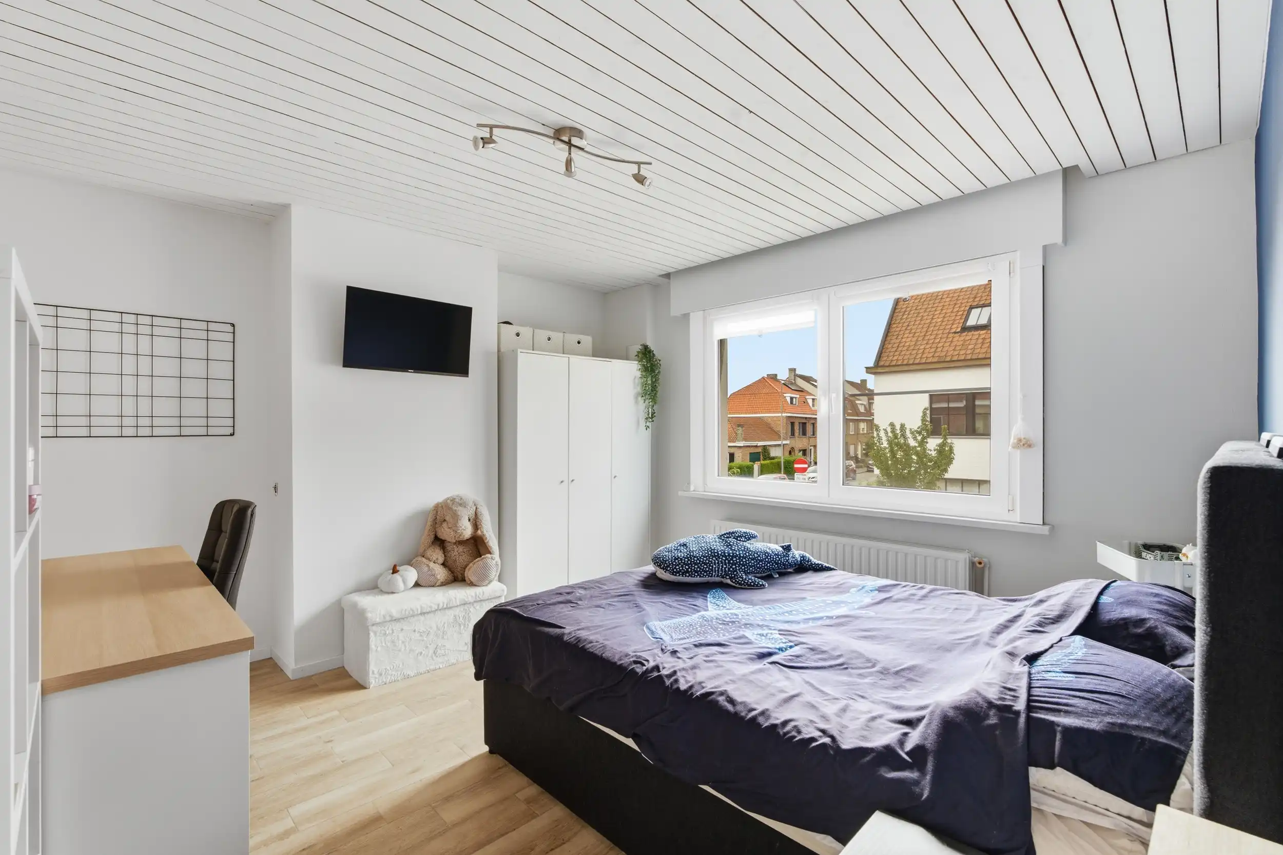 Verrassend ruime gezinswoning (5 slpk) met ruime tuin foto 14