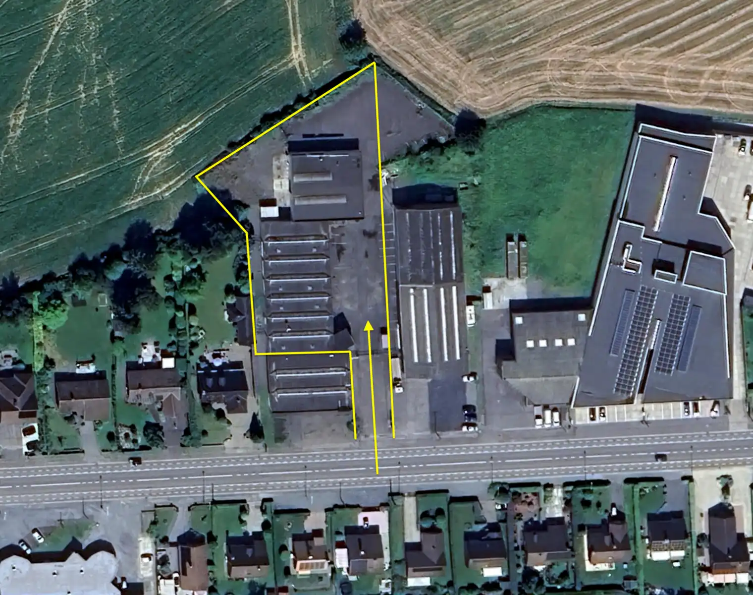 Commercieel pand te huur. foto {{pictureIndex}}