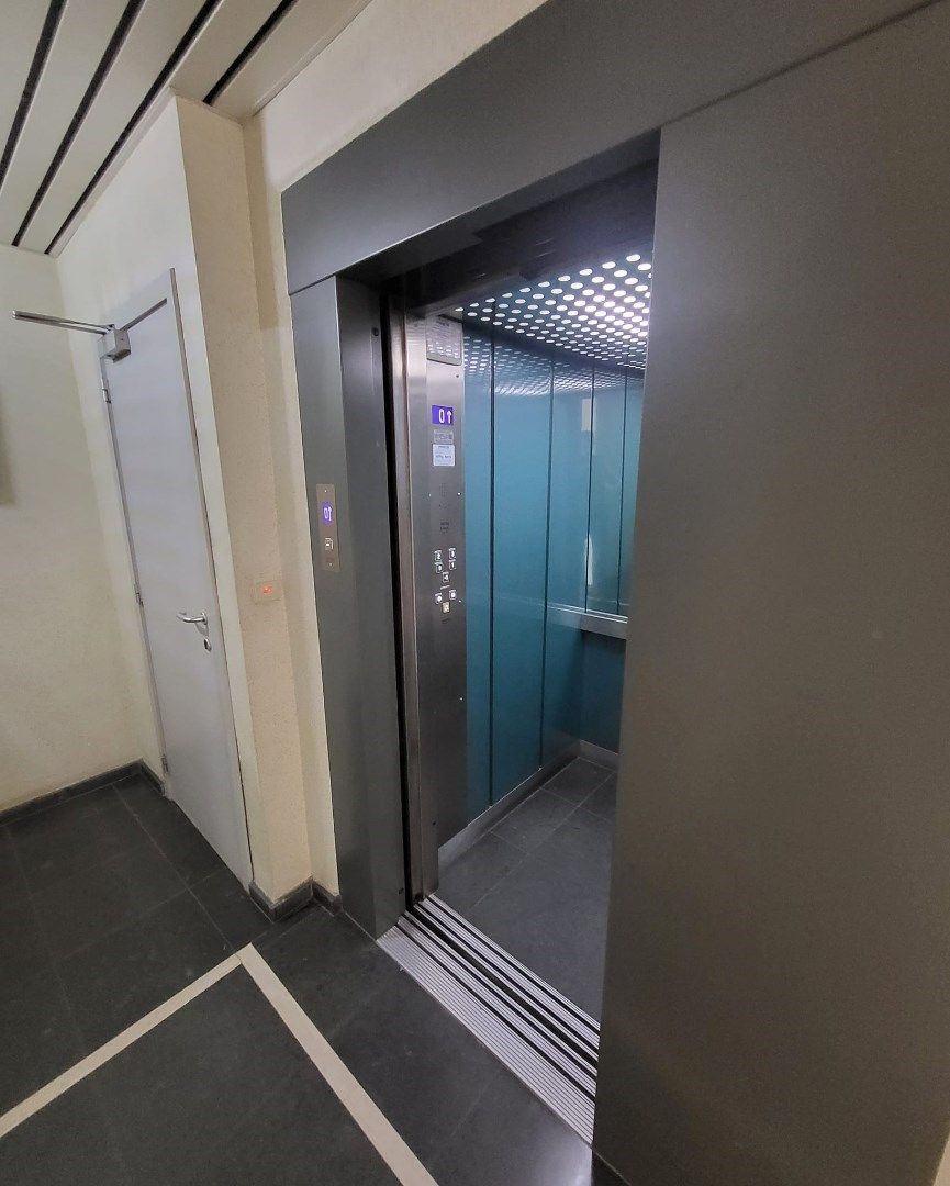 Aangenaam appartement met zicht op het stadhuis. foto 2