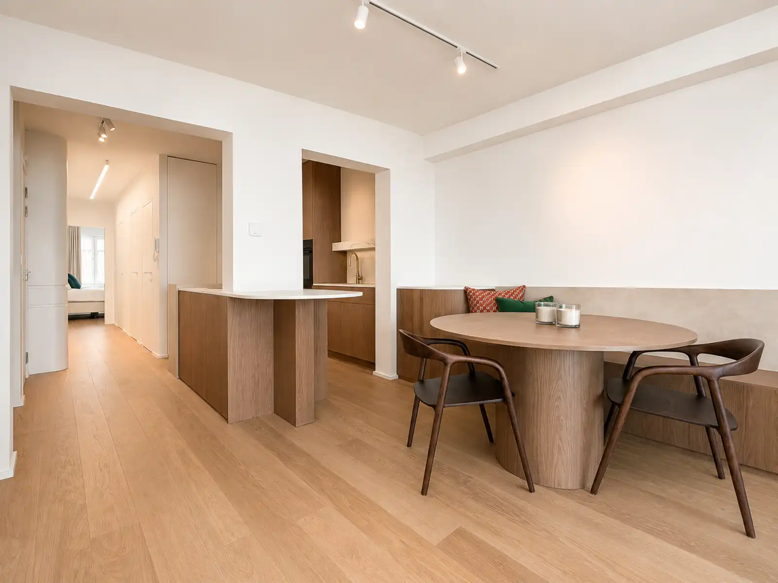 Prachtig vernieuwd appartement met slaapkamers foto 5