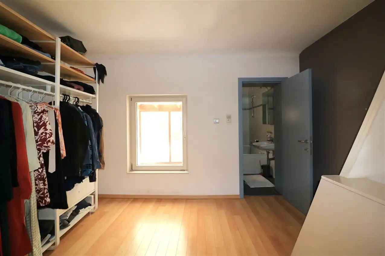 Stadswoning met 3 slpk., toffe keuken en binnenplaats   foto 22