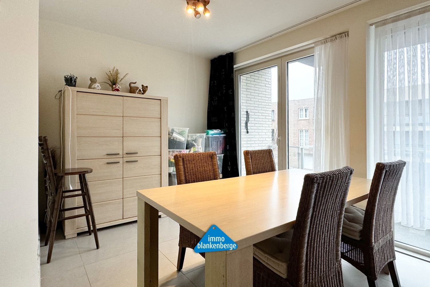 Ruim en modern appartement met twee slaapkamers foto 3