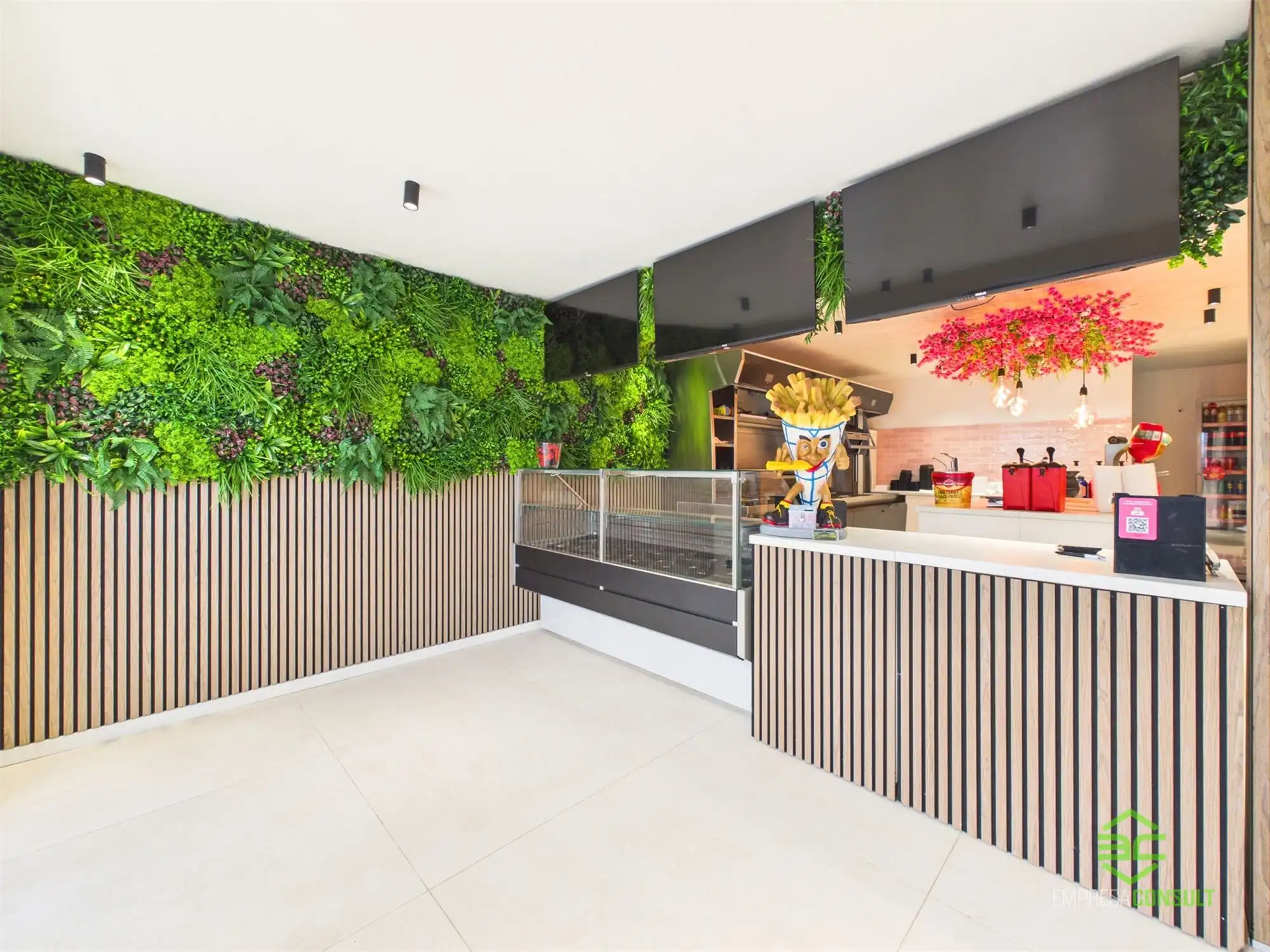 Instapklare gerenoveerde woning met zwembad op 22a 82ca! foto 25