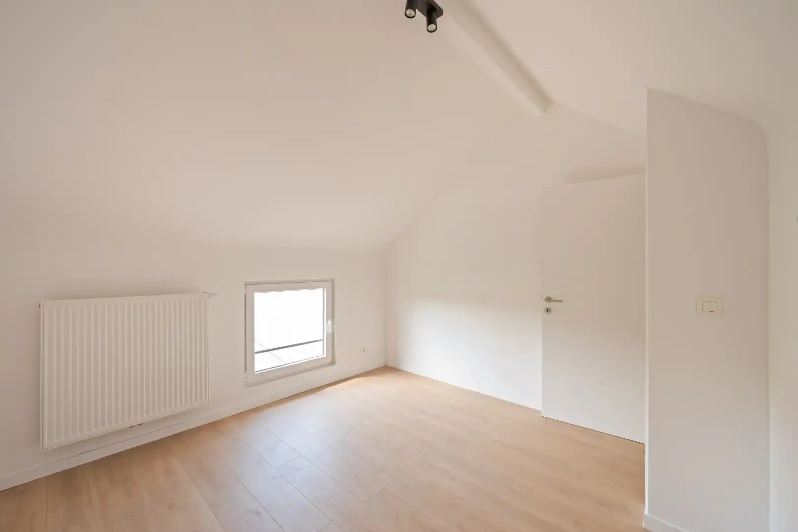 Gerenoveerde stadswoning met twee slaapkamers foto 11