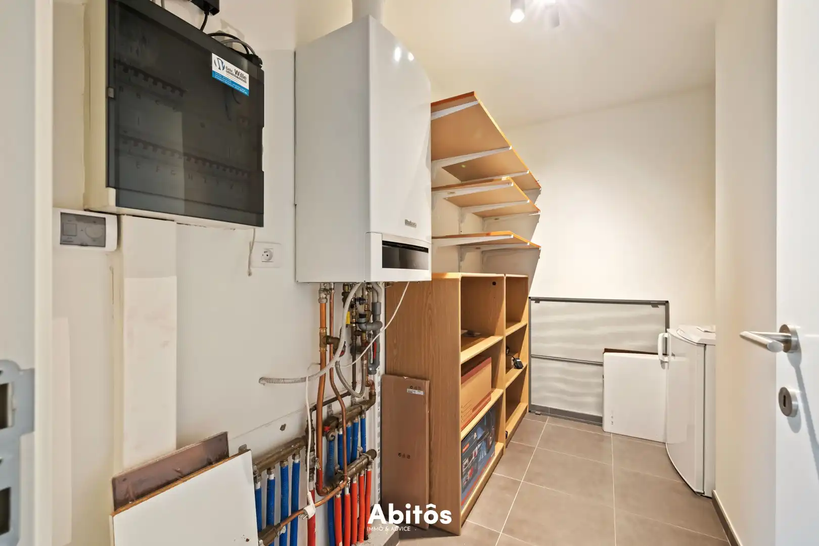 Instapklaar 2-slaapkamer appartement met terras op toplocatie nabij Gent-Dampoort foto 9