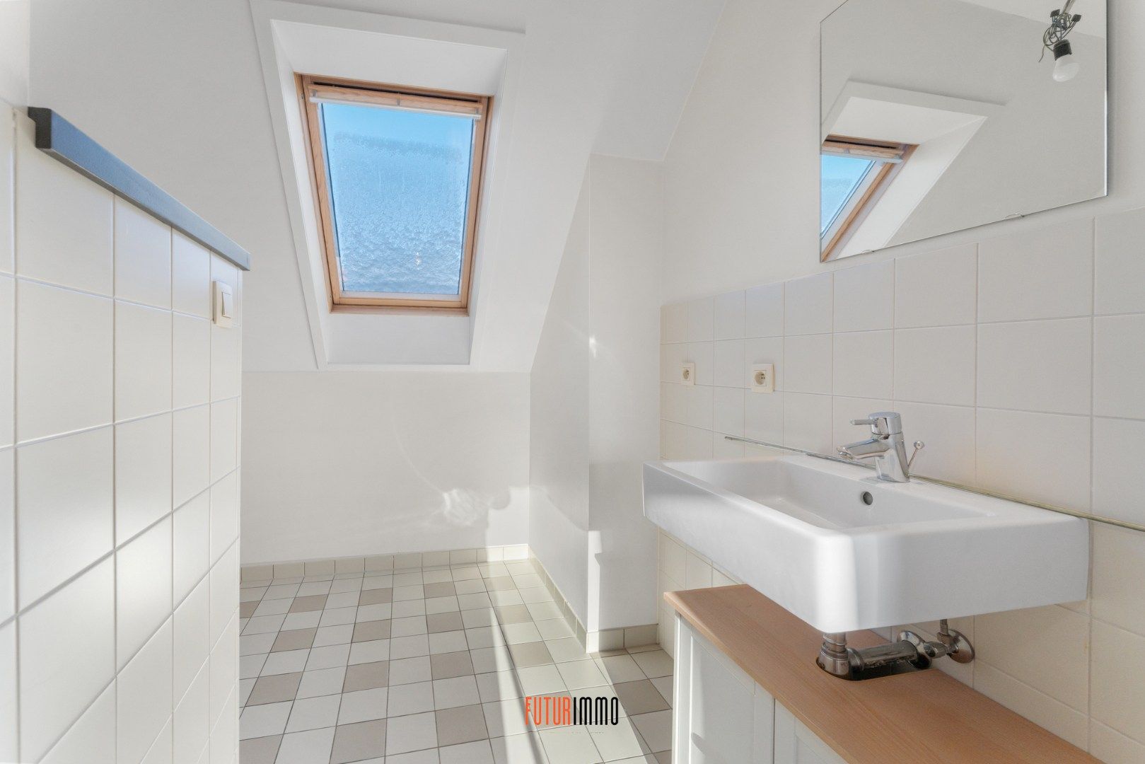 Karaktervolle stadswoning met authentieke gevel foto 17