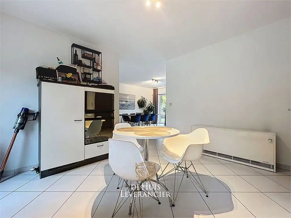 IN OPTIE - Lichtrijke villa met weids uitzicht in Duffel foto 12