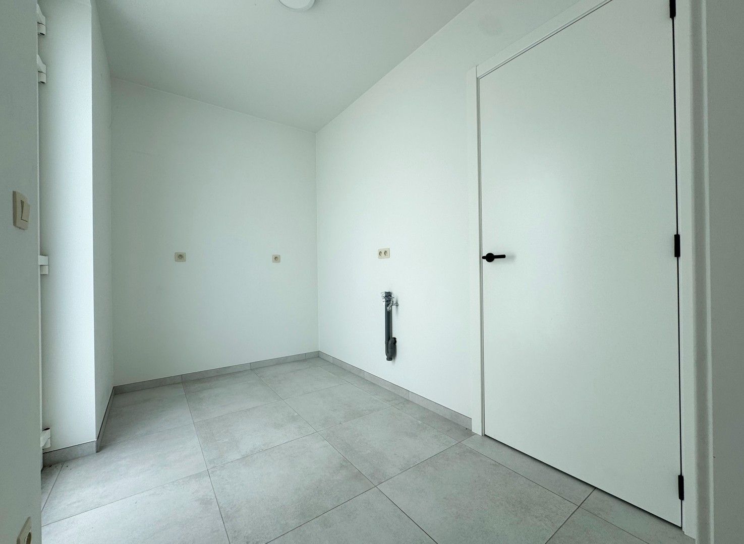 Nieuwbouwwoning met grote tuin en 4 slaapkamers foto 5