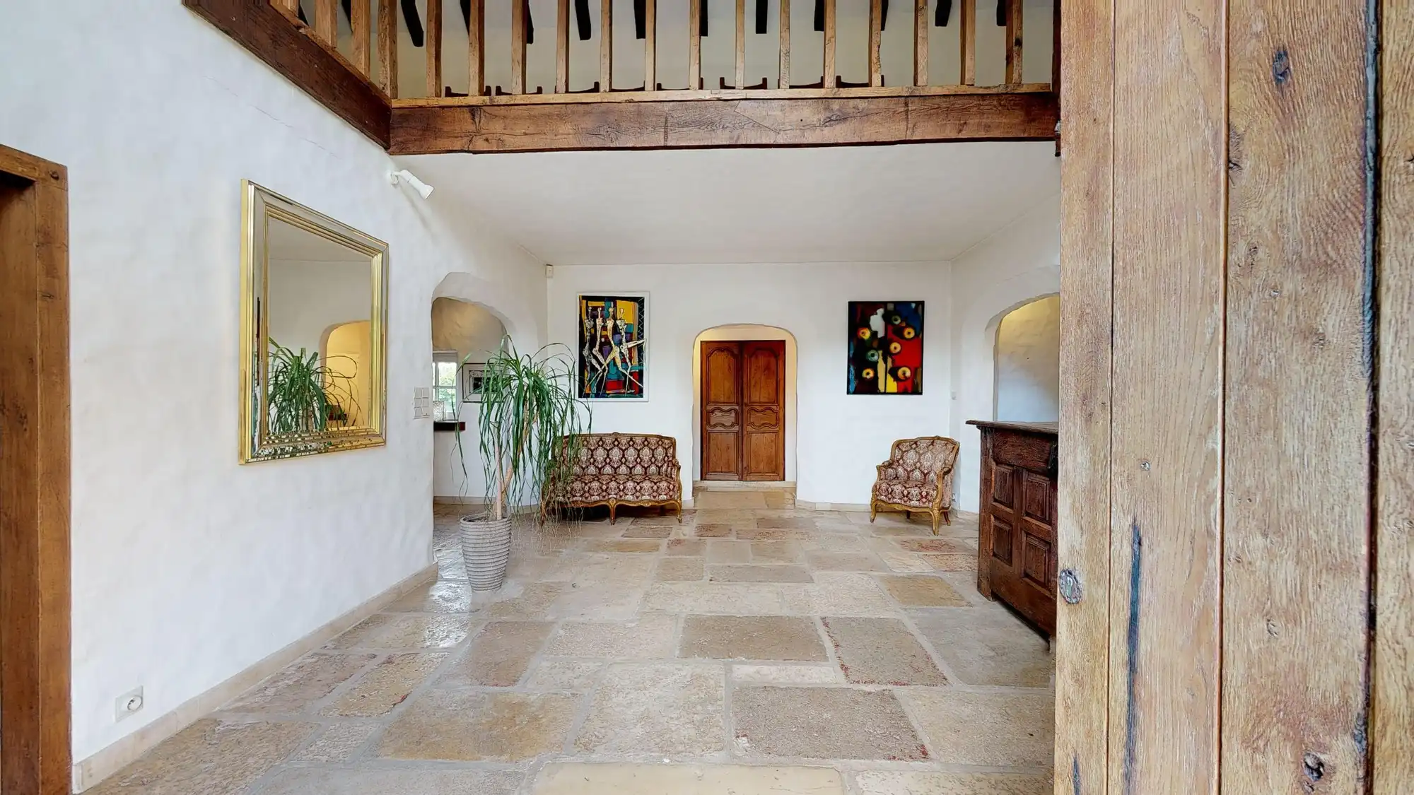 Ruim villa-landhuis met zwembad en poolhouse foto 20