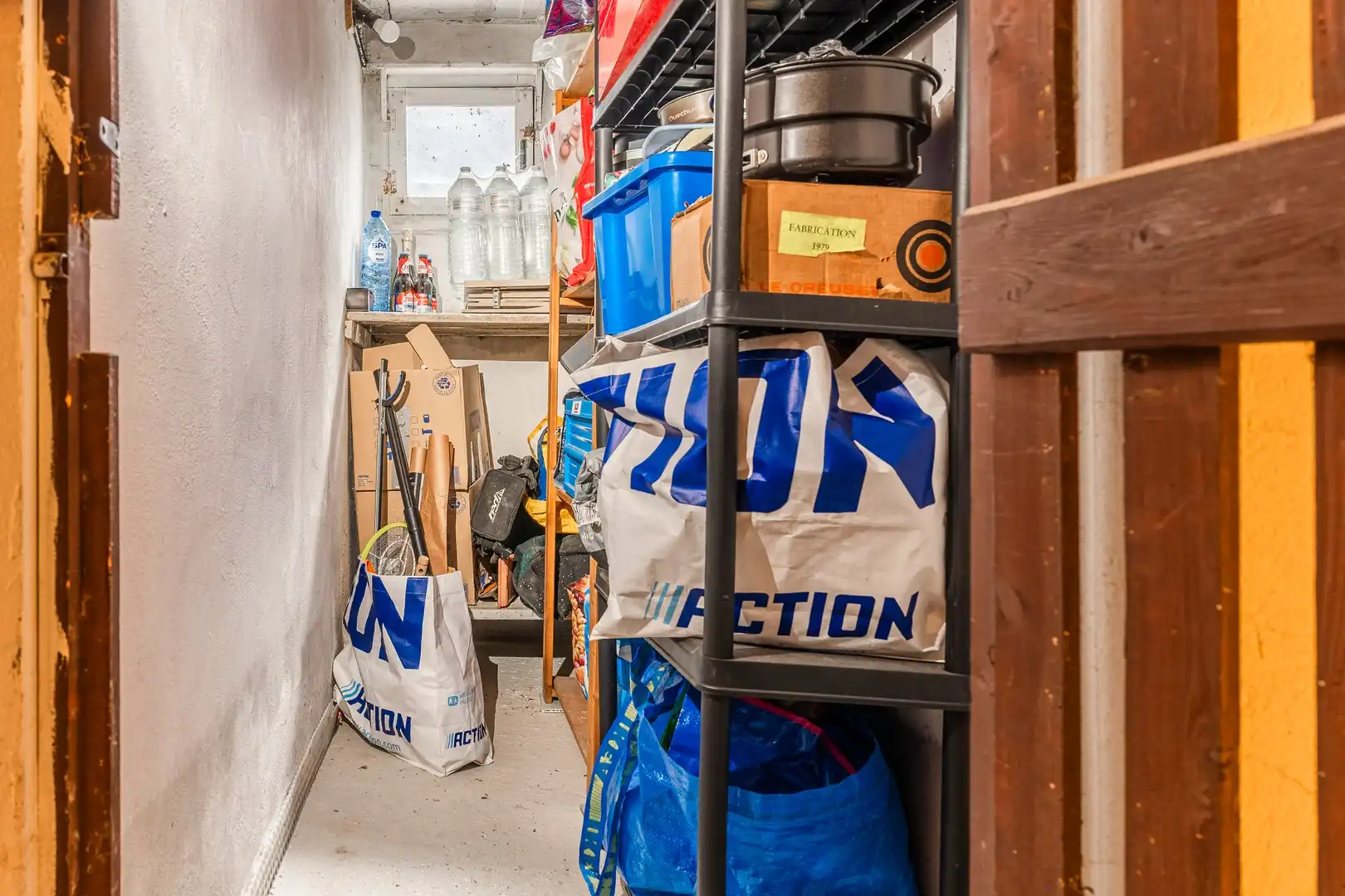 Goed gelegen appartement met 2 slaapkamers foto 21