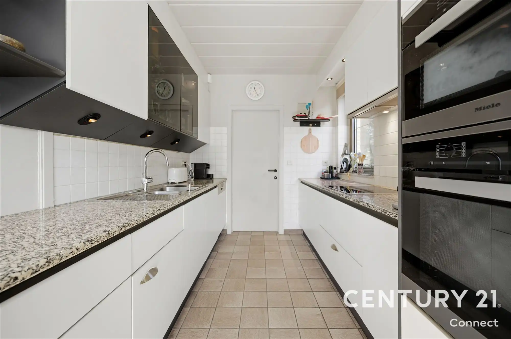 Lichtrijke villa met 4 slaapkamers. foto 9