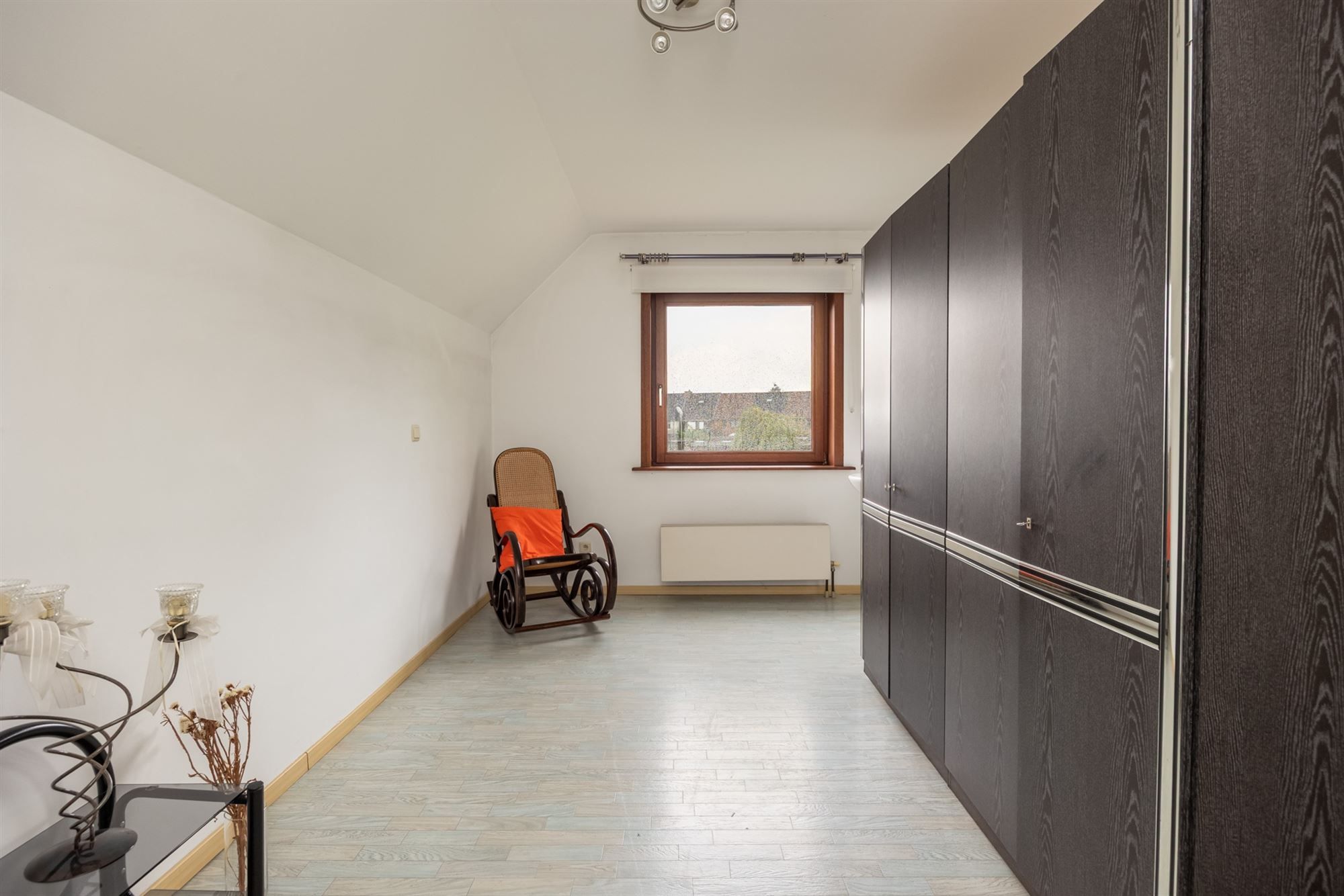 Vrijstaande woning met 4 slaapkamers en tuin foto 13