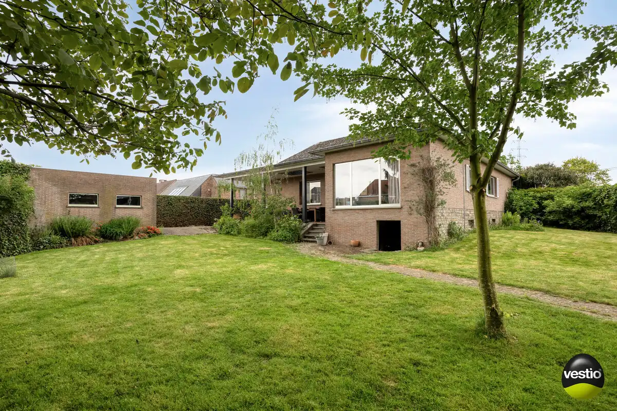 GELIJKVLOERSE WONING MET 3 SLK op 17A89CA NABIJ CENTRUM BILZEN. foto 33