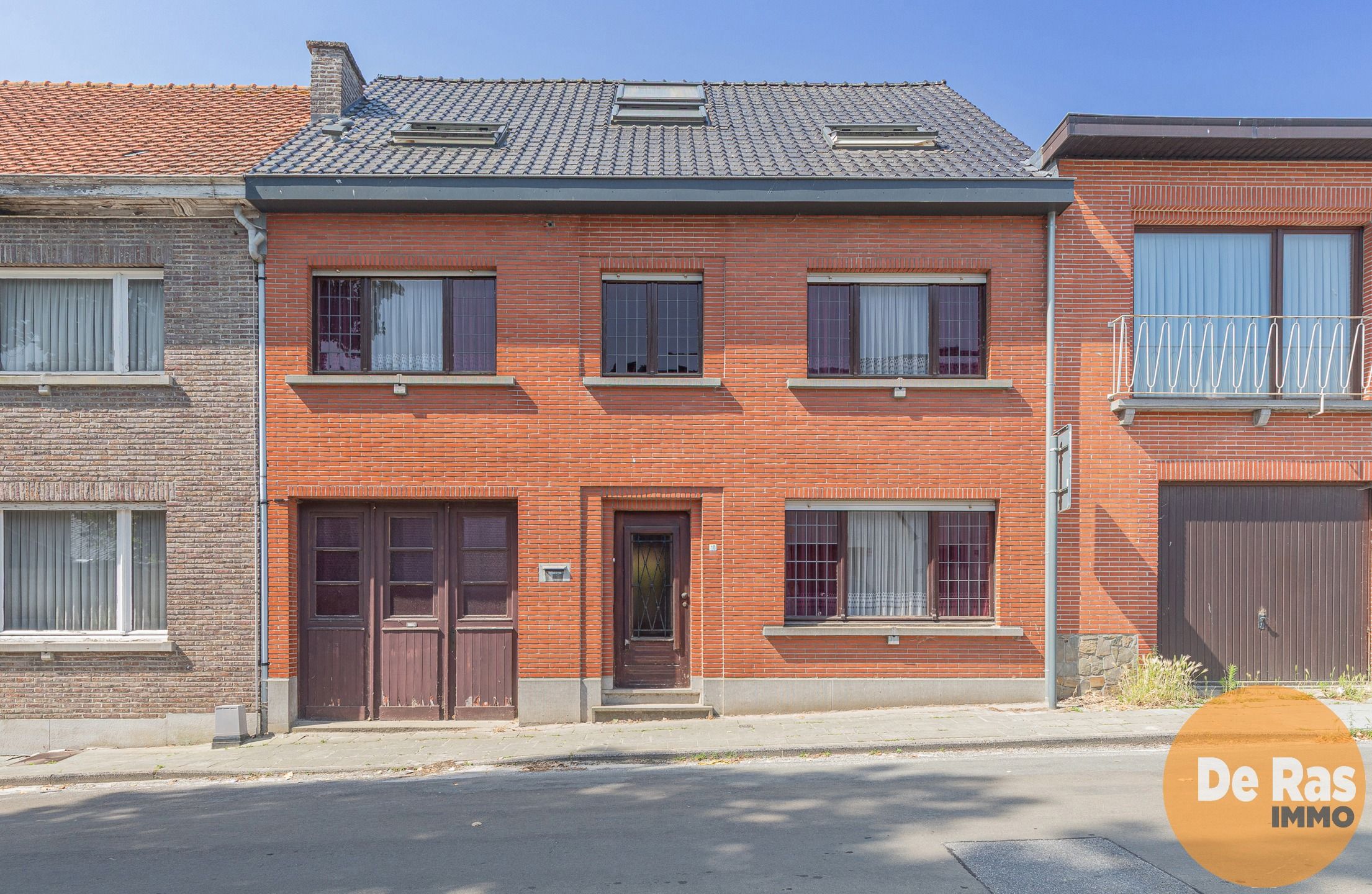 Hoofdfoto van de publicatie: Hillegem - Ruime gezinswoning met 4 slpk, garage en tuin