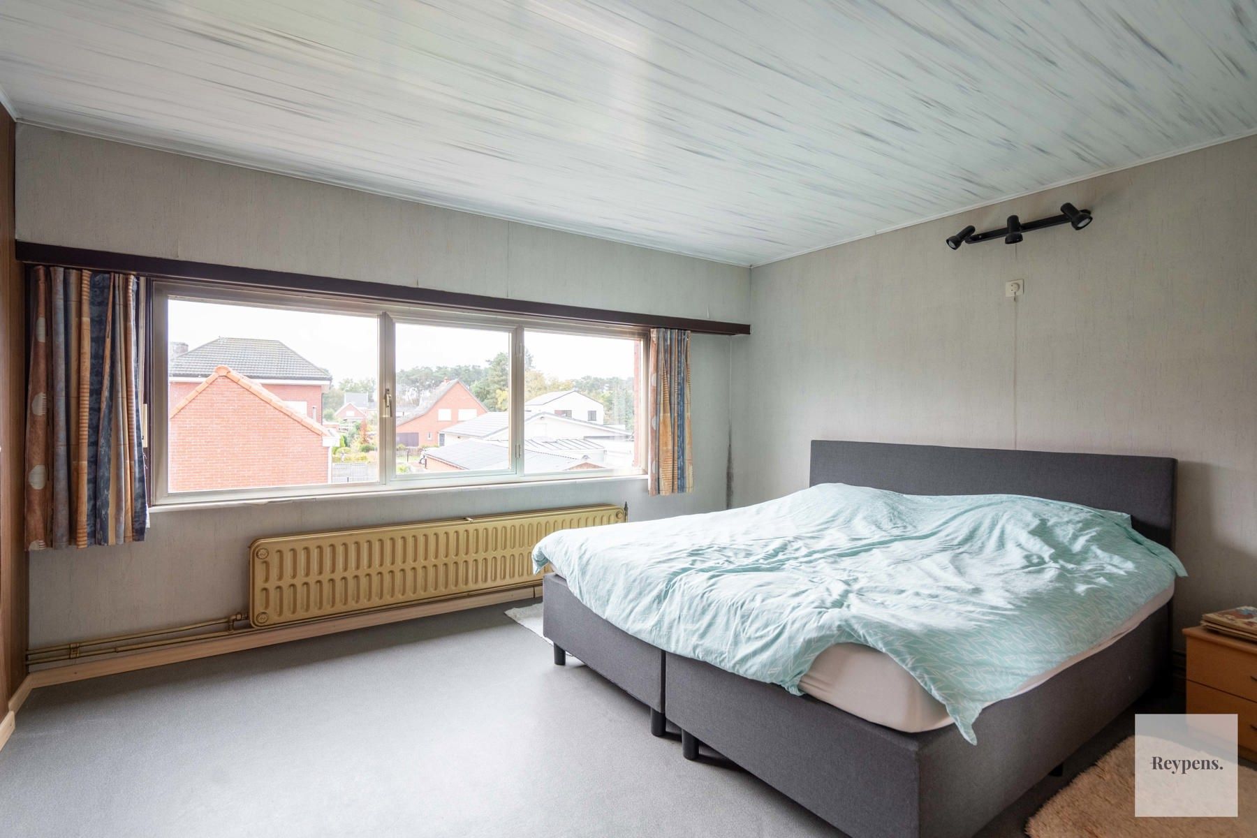 Op te frissen woning in een rustige wijk foto 12