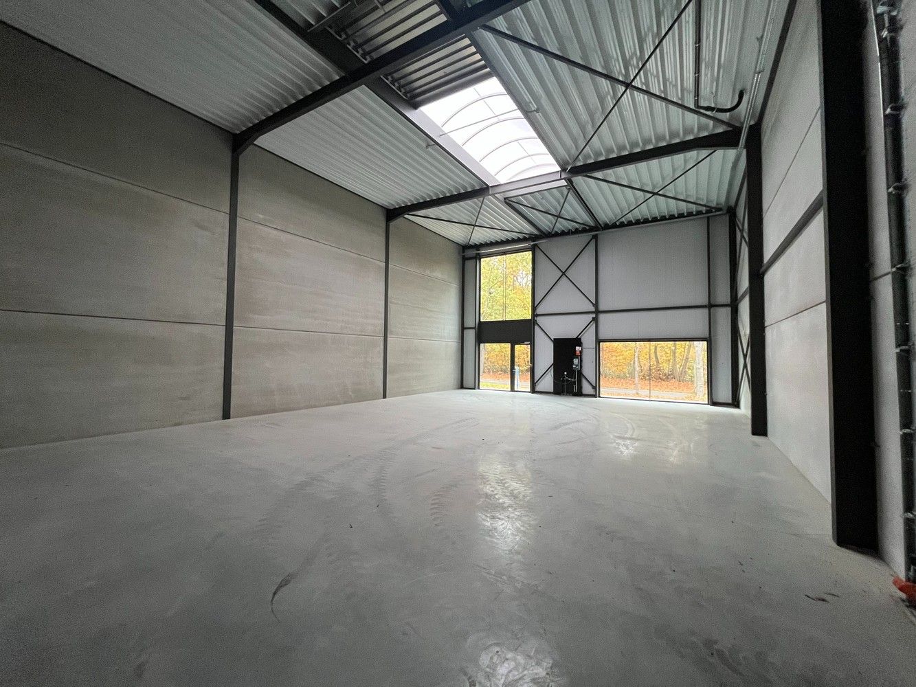 KMO-unit 22 +/- 317m² foto 14