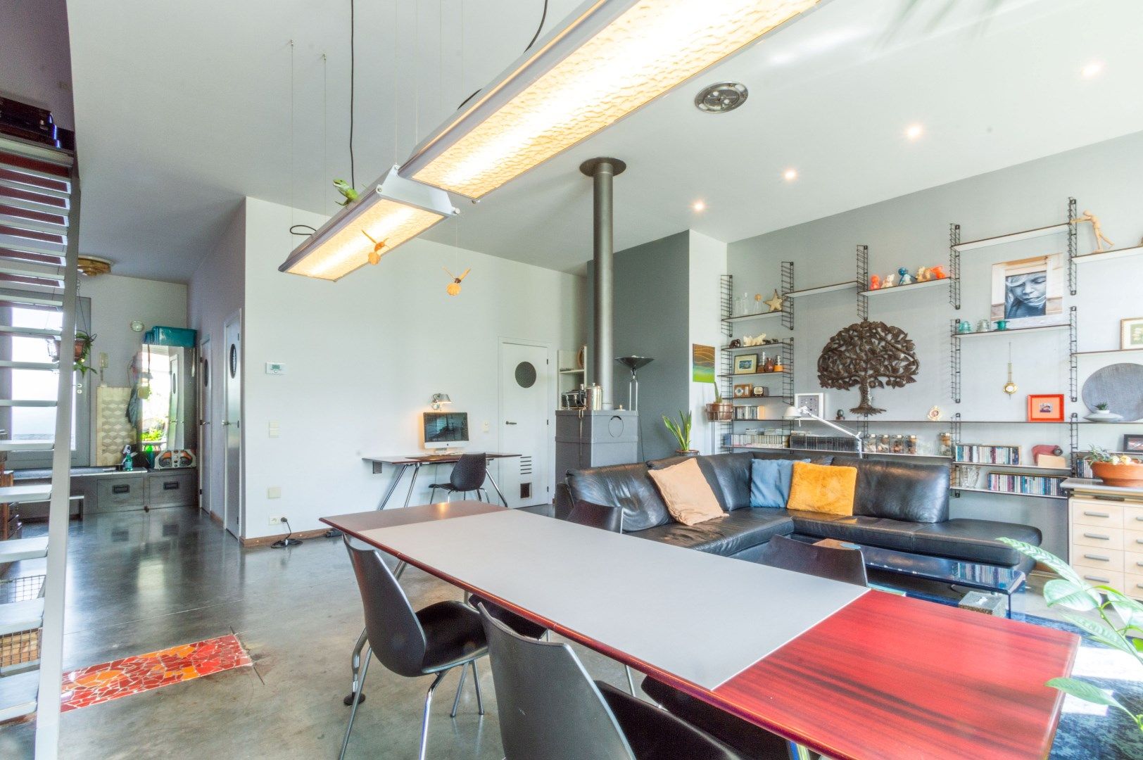 RUIME PENTHOUSELOFT MET 2 TERRASSEN + PARKING ! foto 2
