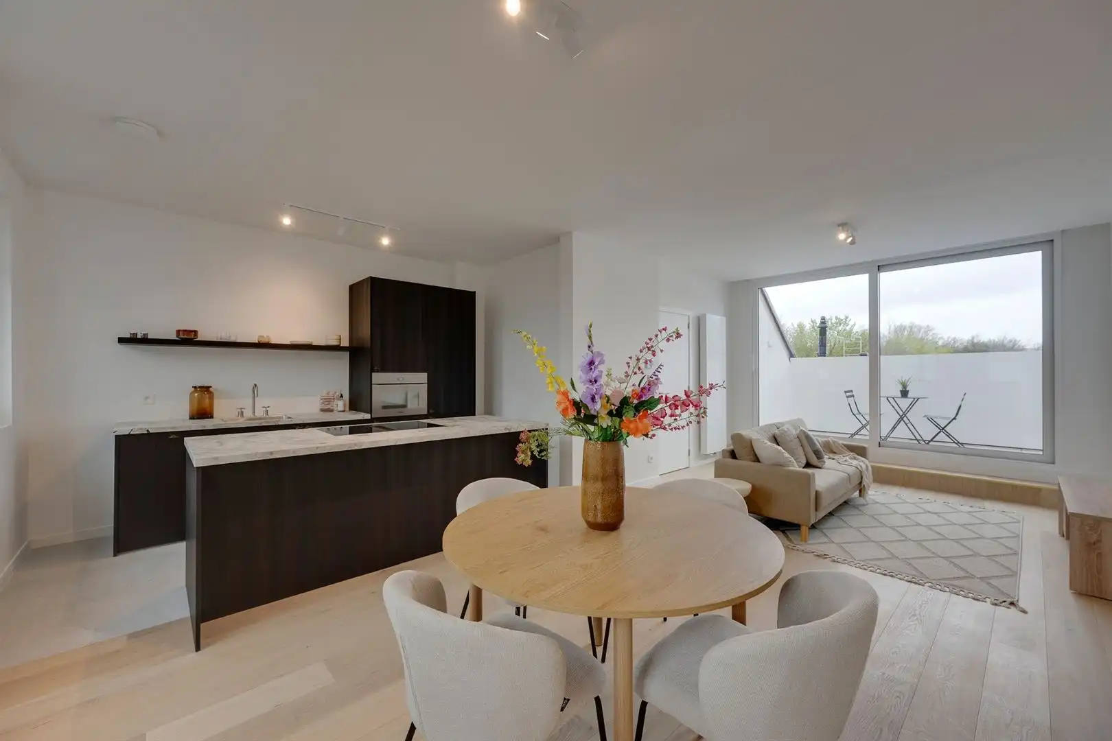 Appartement met terras in een authentiek kader foto 2