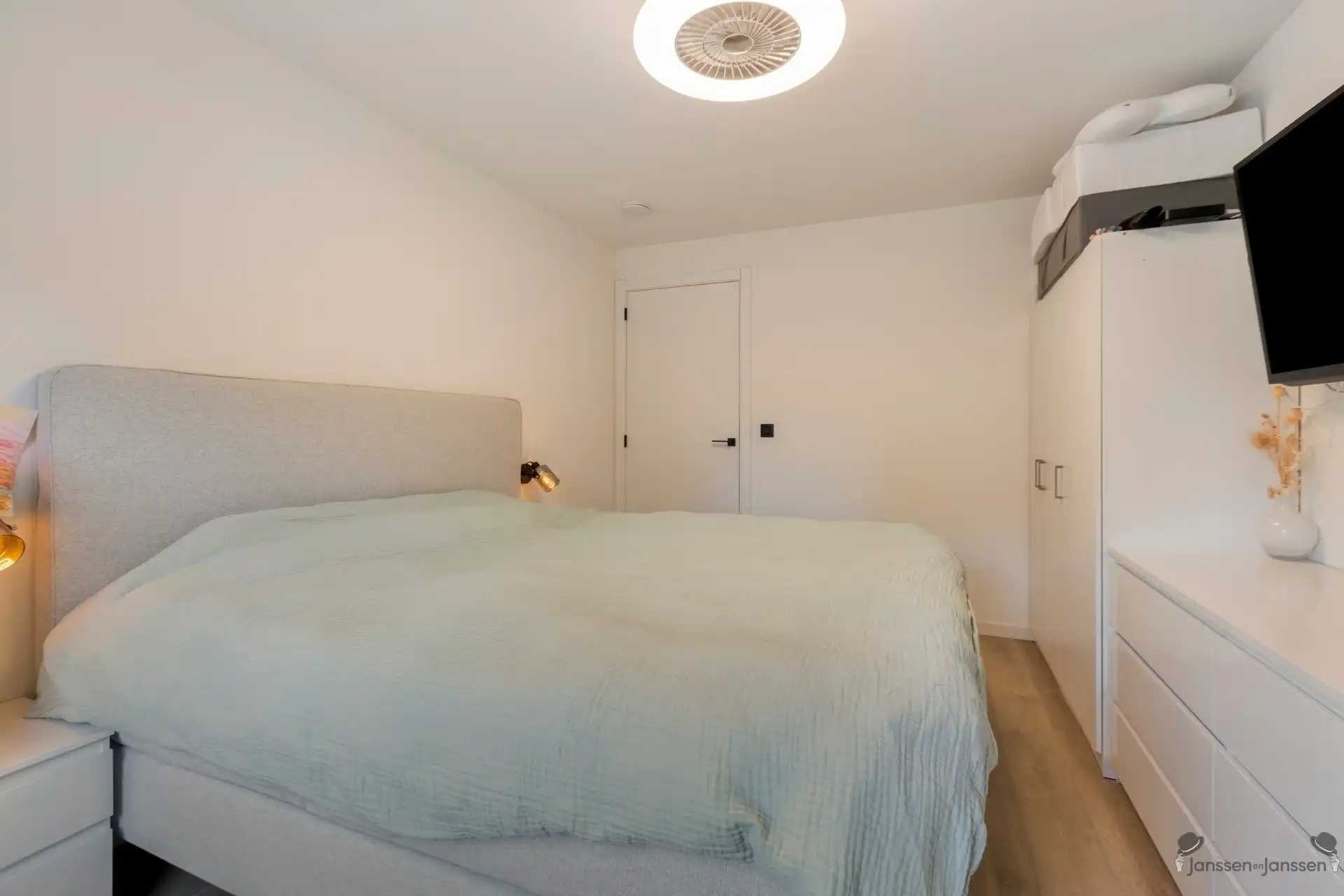 Ruime en energiezuinige woning met 5 slaapkamers en E-peil -6 foto 20