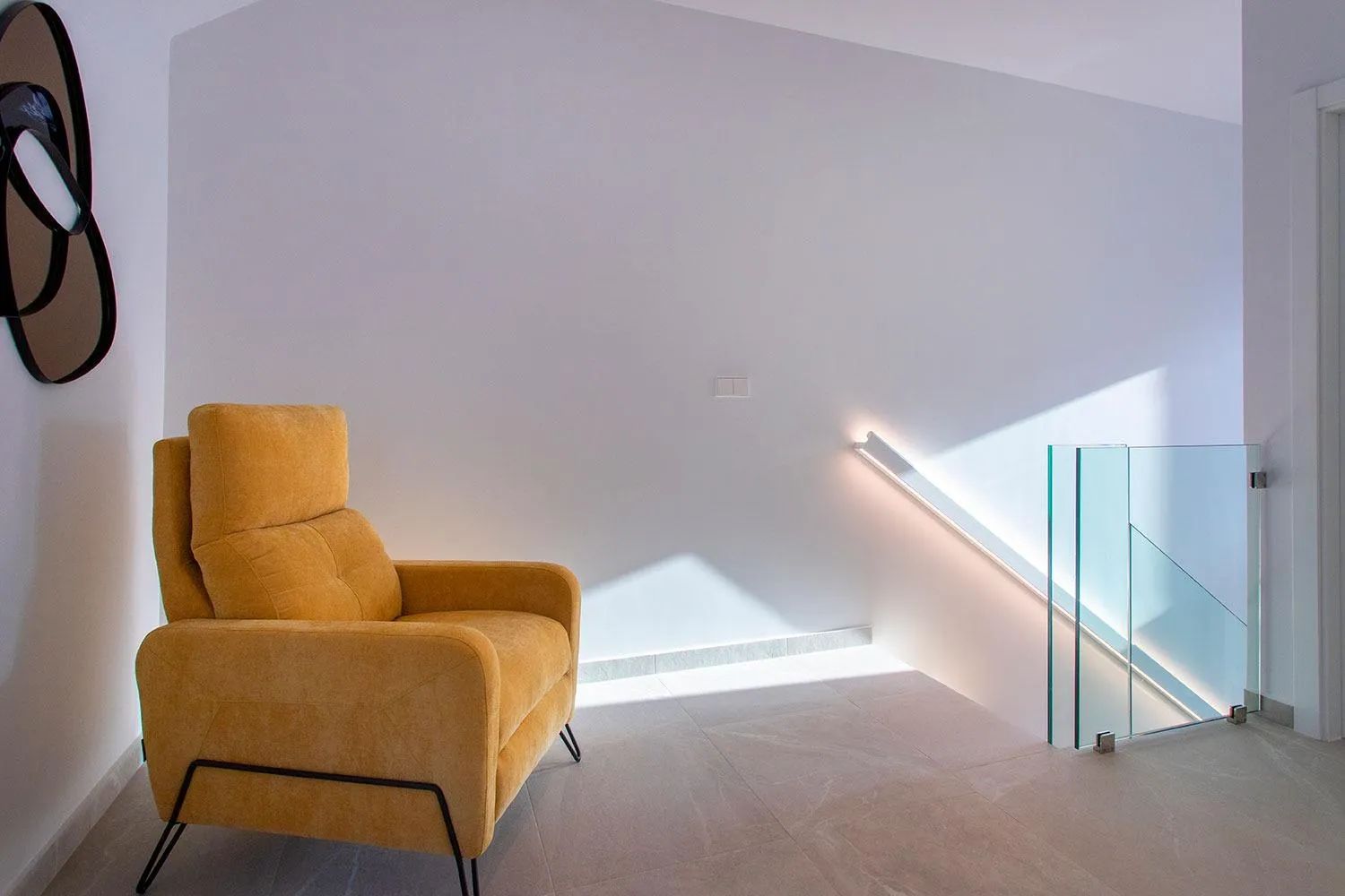 Strak design en strandleven gecombineerd: instapklare luxe woning in hartje Torre de la Horadada foto 15