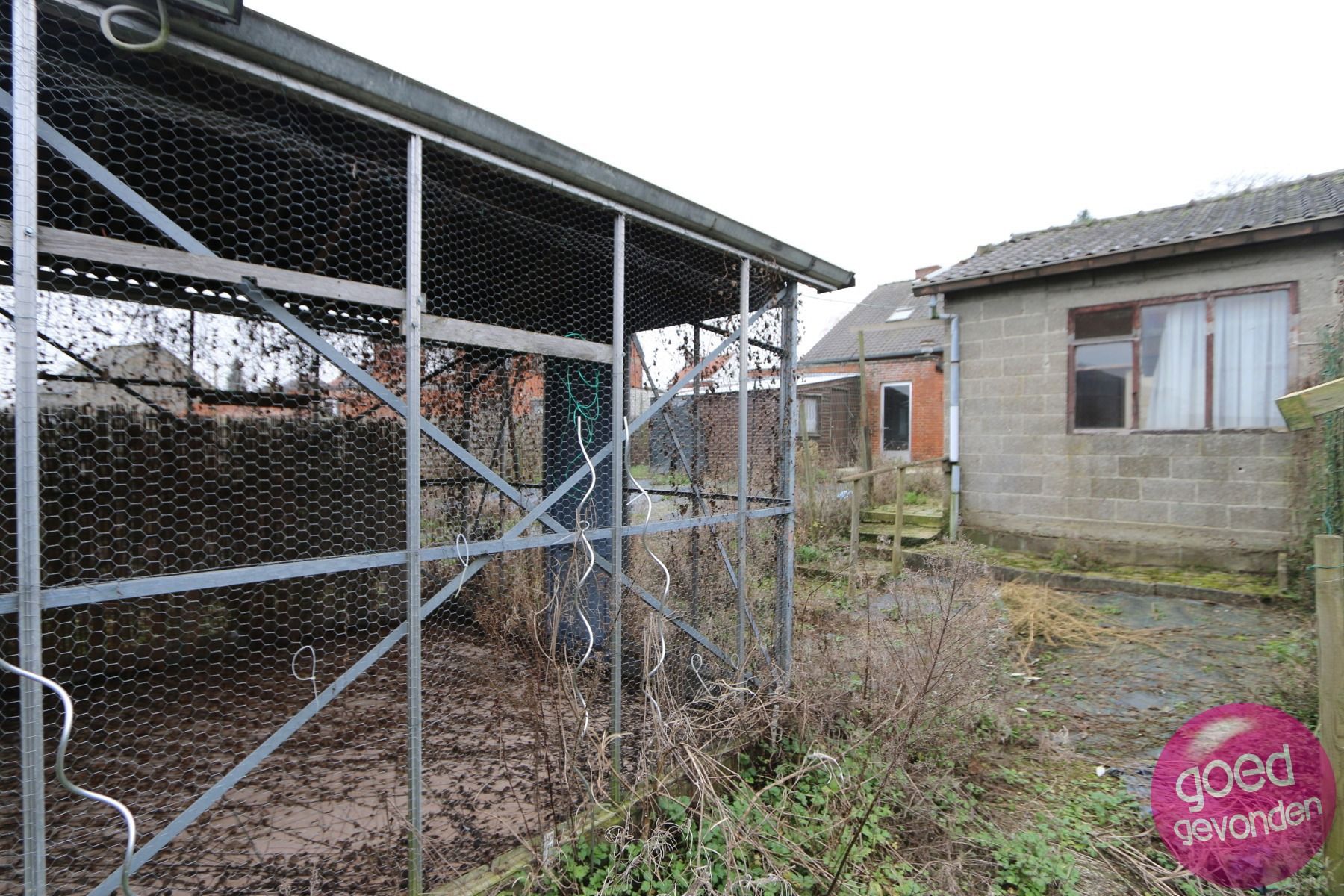 HUIS MET ATELIER - 3 tot 4 SLK - TUIN - TERRAS - GARAGE foto 23