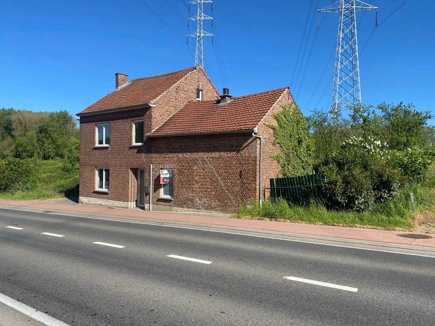 Woonhuis met 3 slaapkamers foto 3