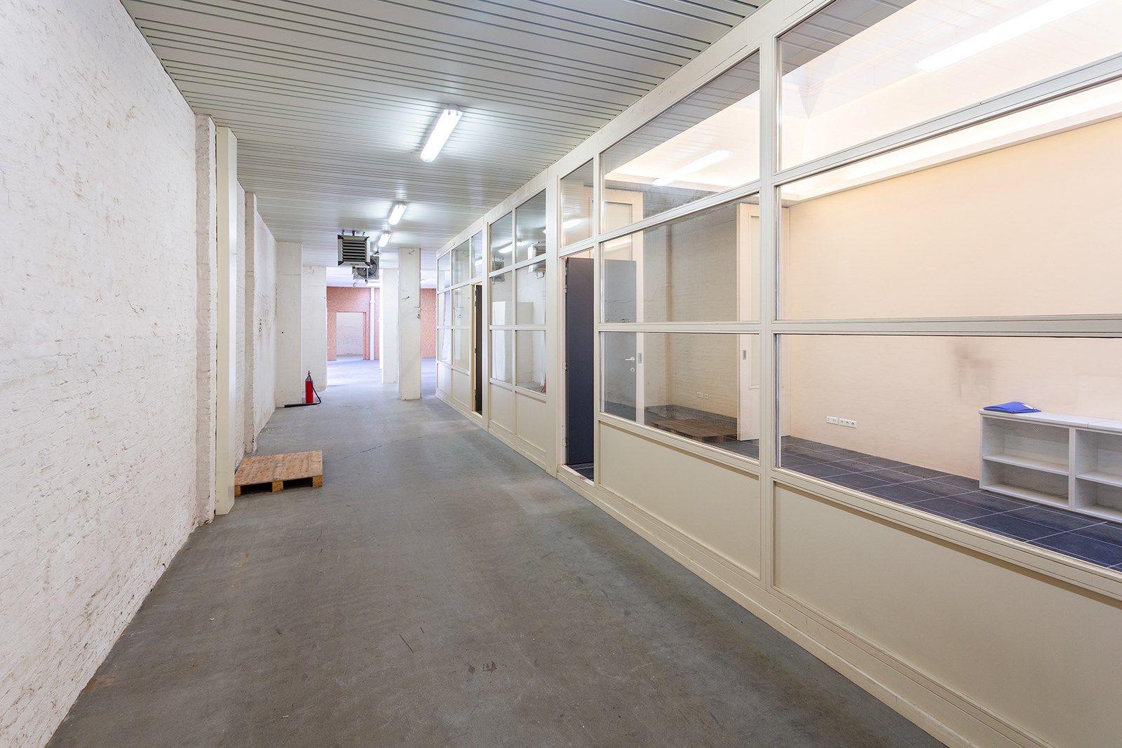 Statig gebouw met mogelijkheden foto 6