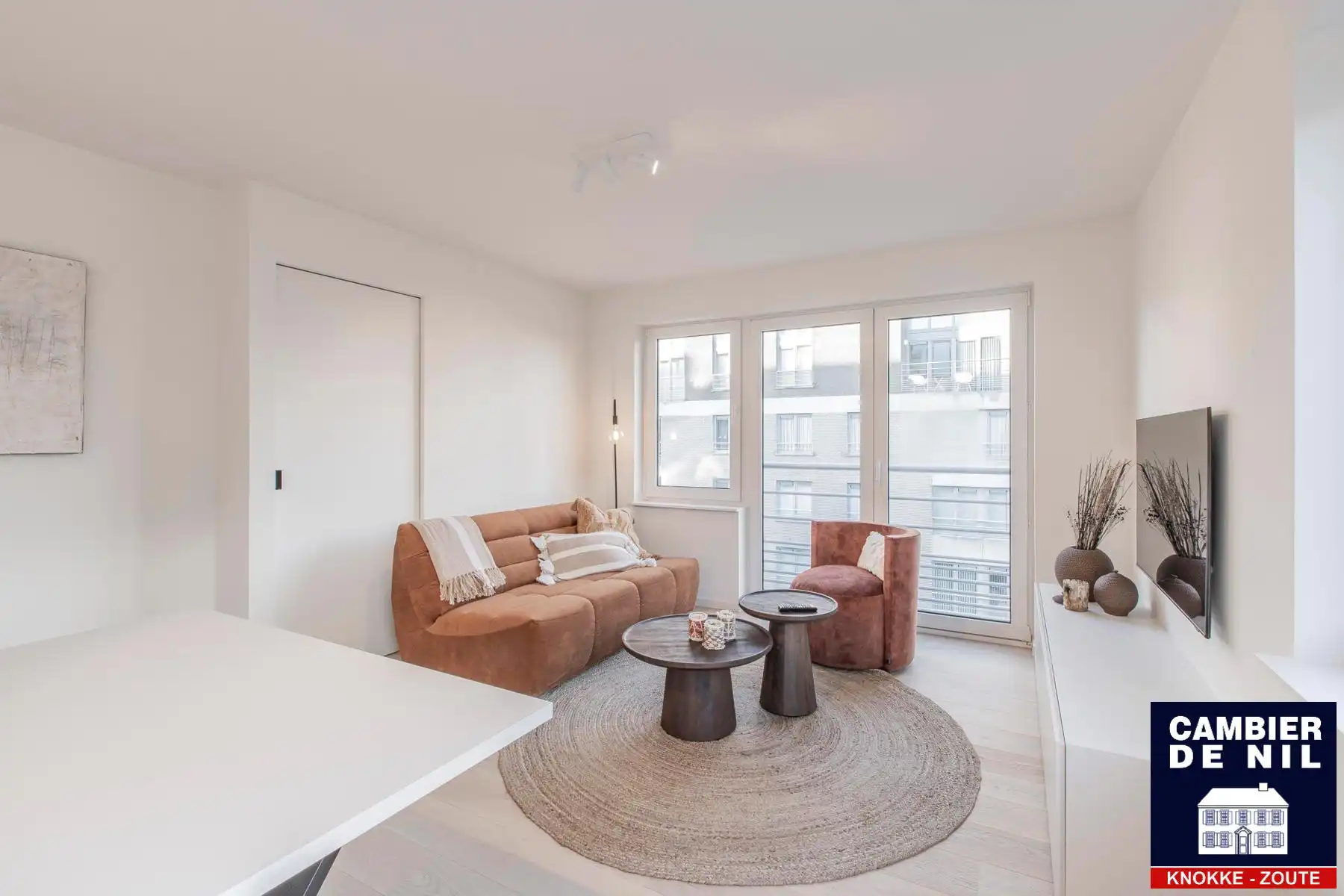 Gerenoveerd en centraal gelegen hoekappartement  foto 6