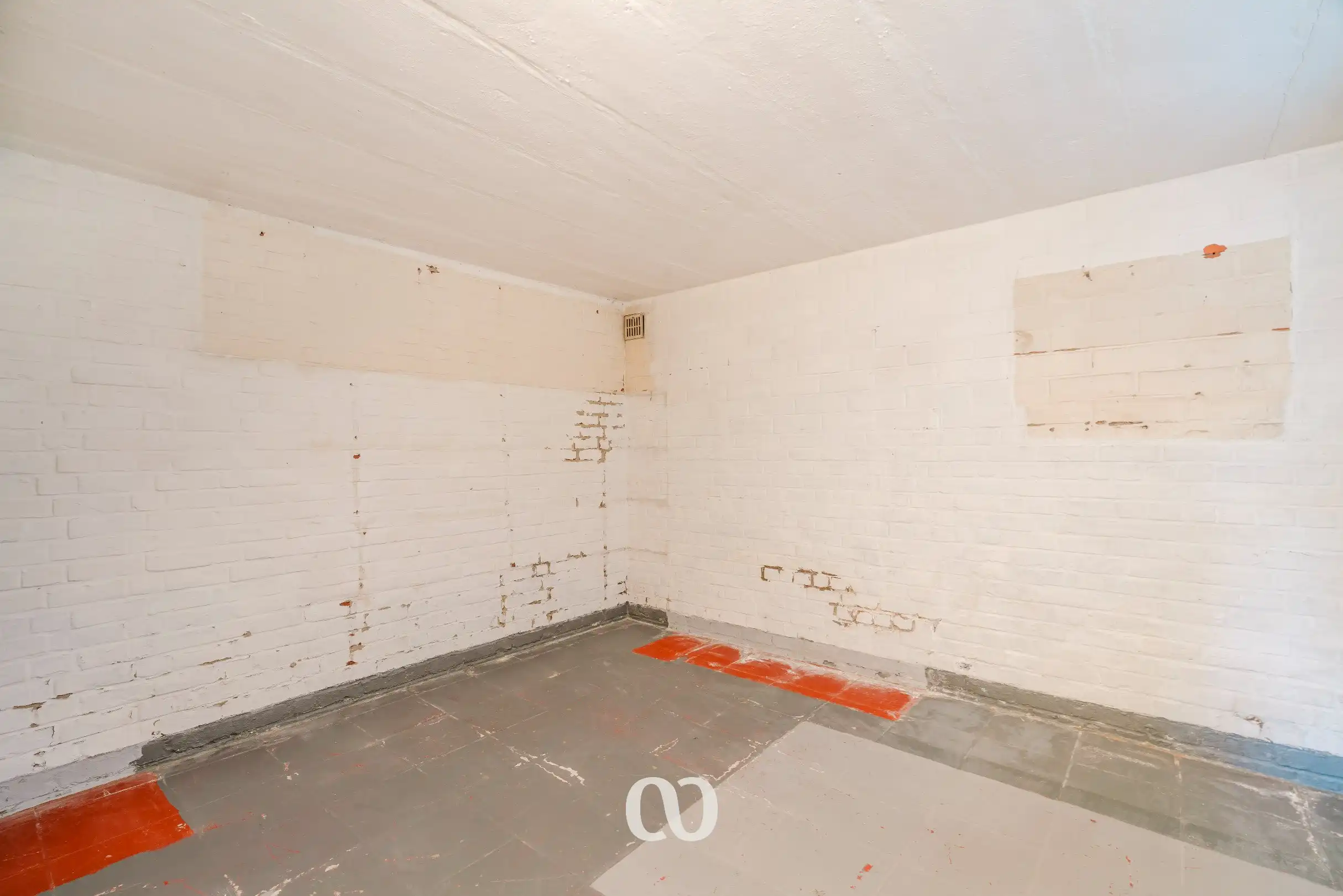 Stevige gezinswoning met tuin en volledige kelder in Lozer foto 19