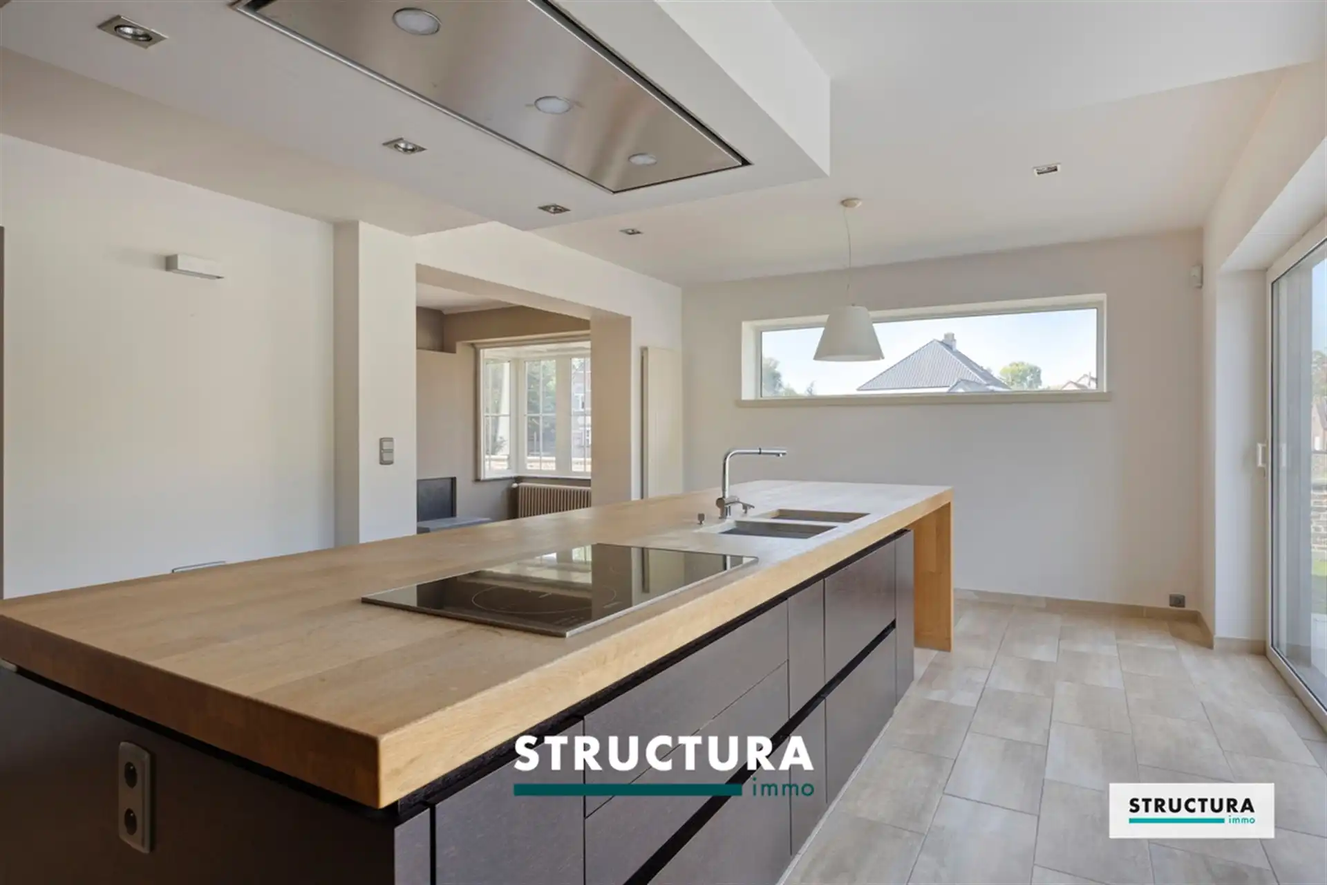 Villa met luxe-afwerking in het idyllische Kobbegem! foto 15