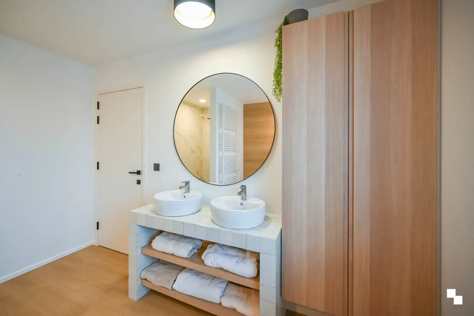 Gemeubelde high-end woning in rustige buurt in Waregem foto 18