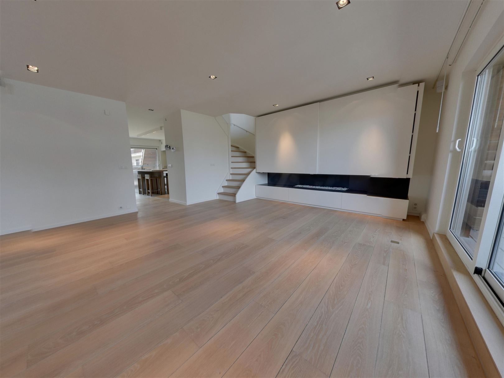 appartement foto {{pictureIndex}}