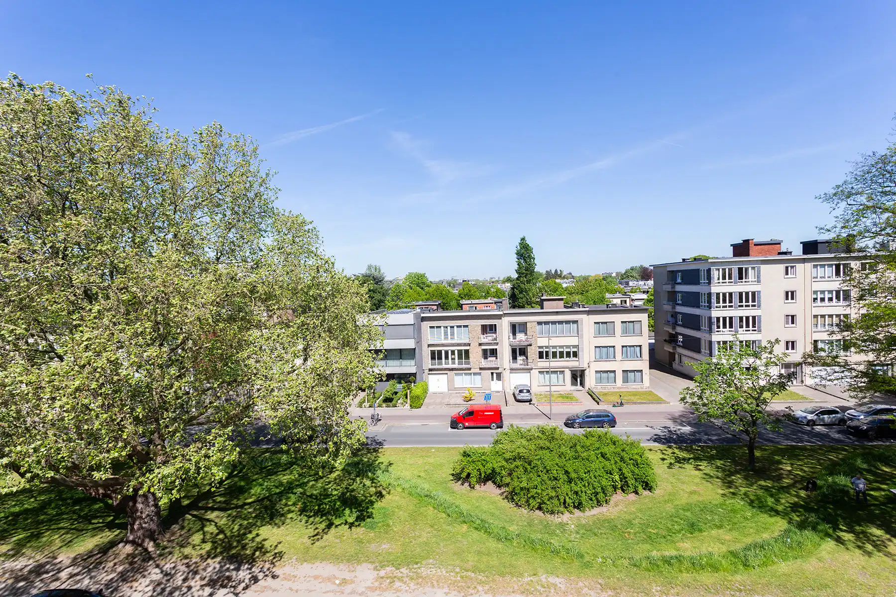Wilrijk - Gerenoveerd 2 à 3 slp dakapp. + terras + parking foto 6