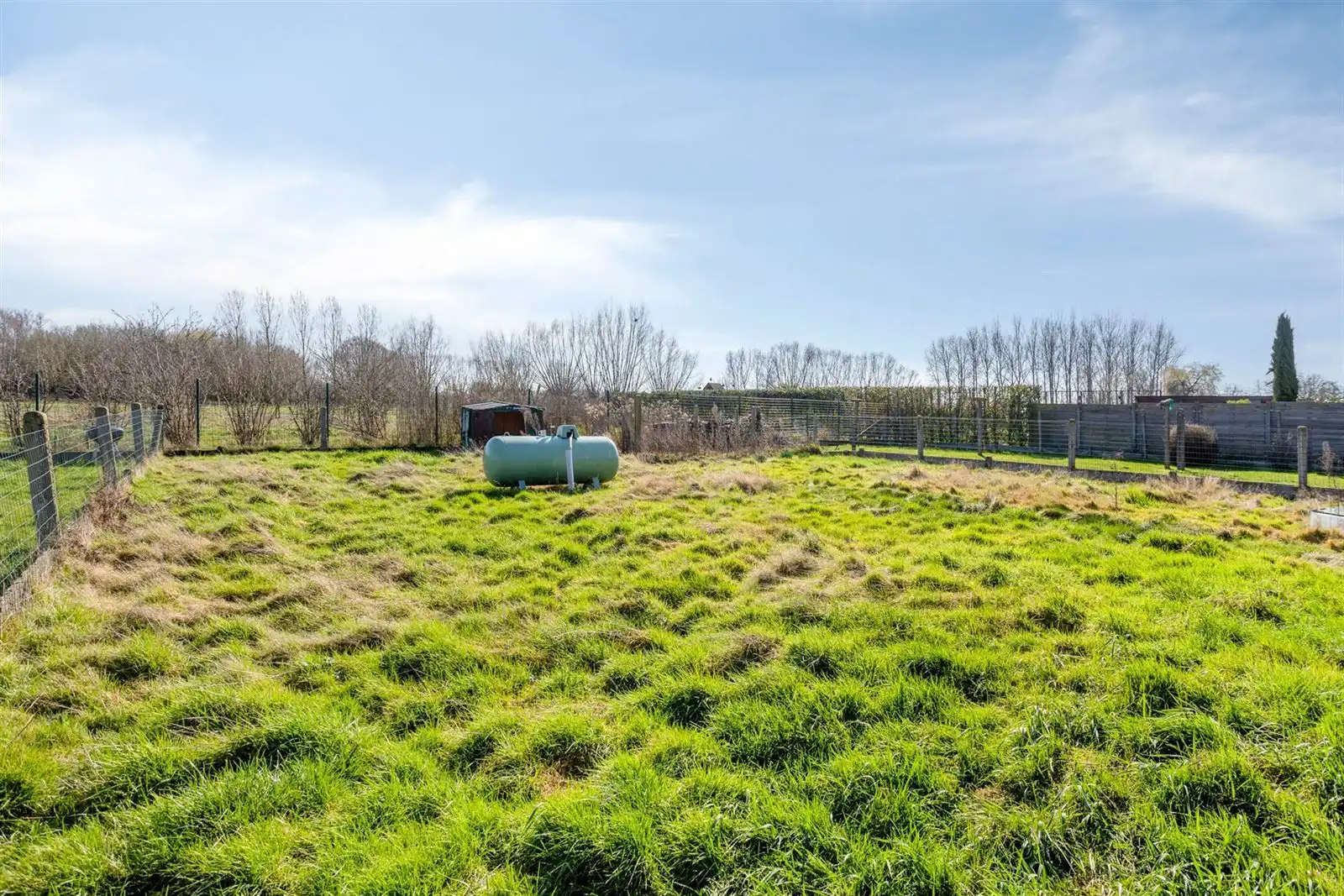 Alleenstaande woning met omringde tuin foto 25