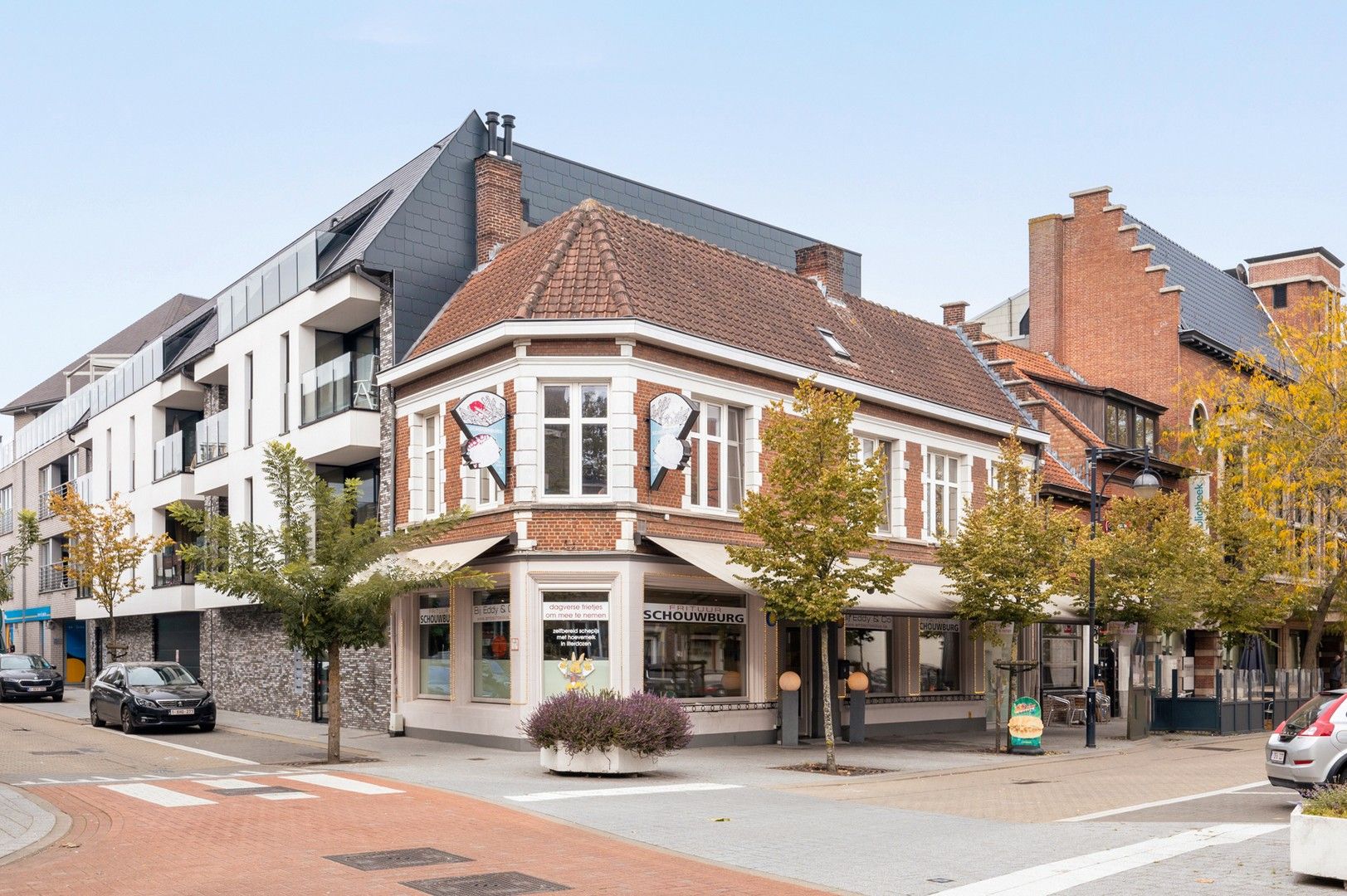 Uniek handelspand en handelsfonds Frituur Schouwburg te koop foto 10